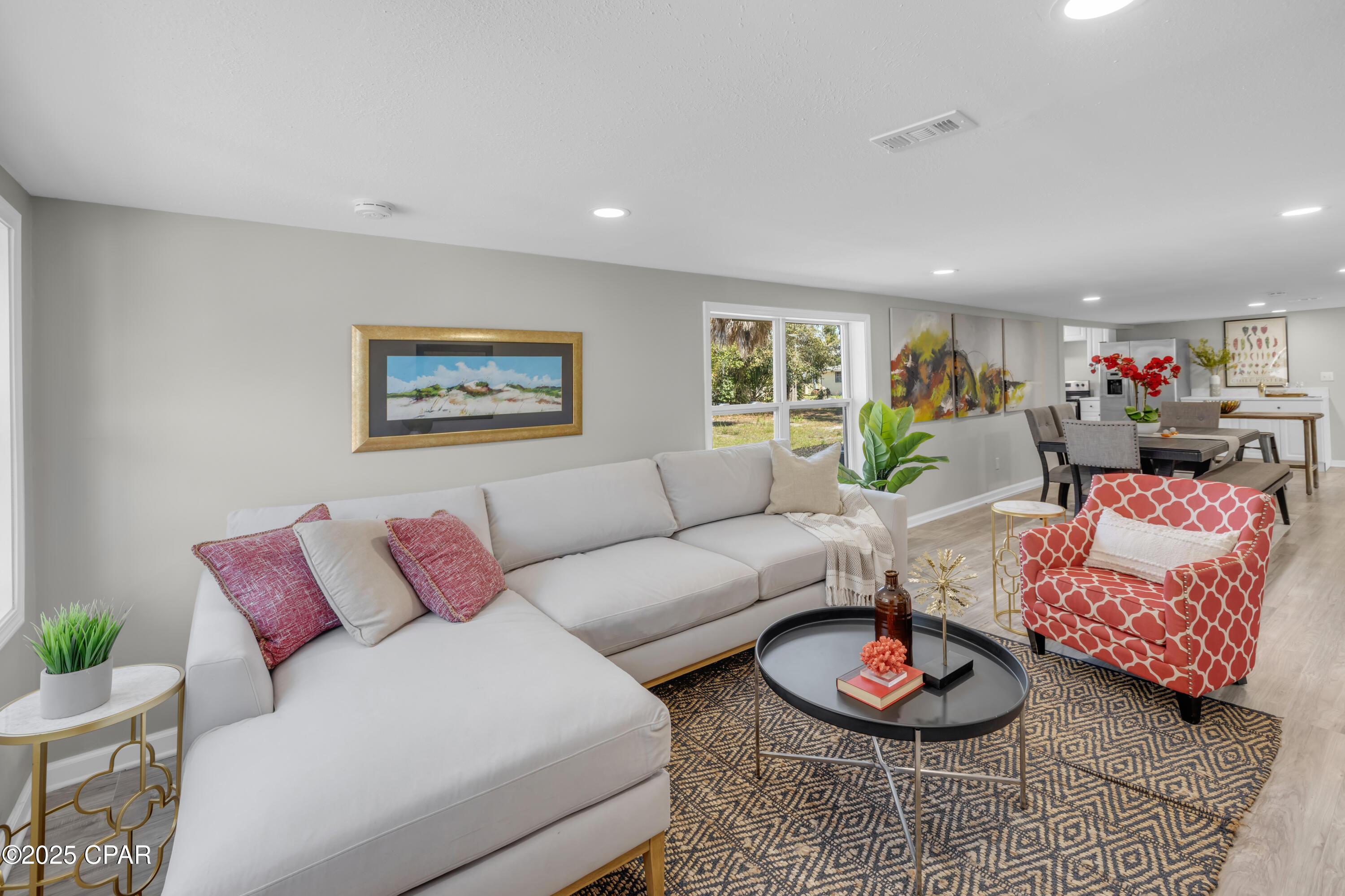 Image 1 For 810 Maple Avenue