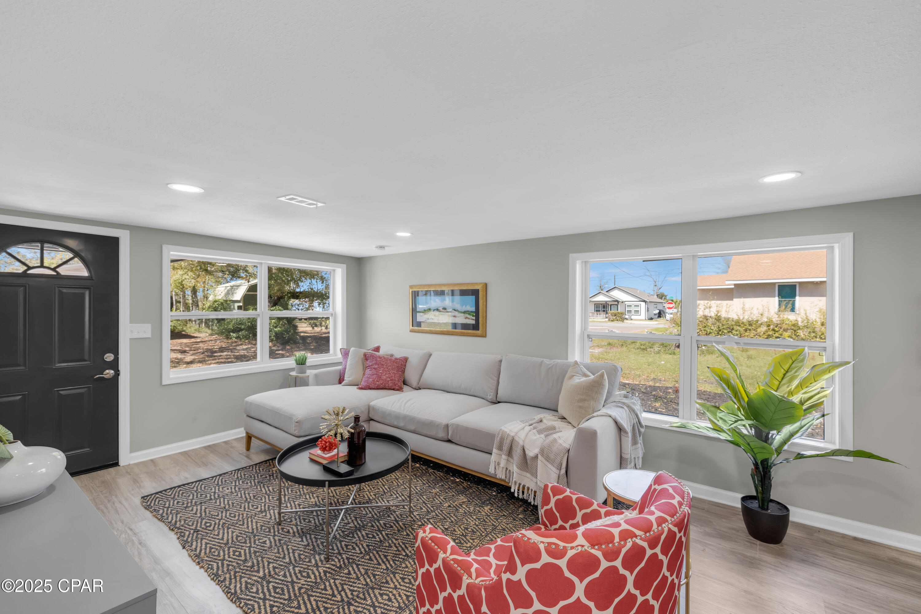 Image 12 For 810 Maple Avenue