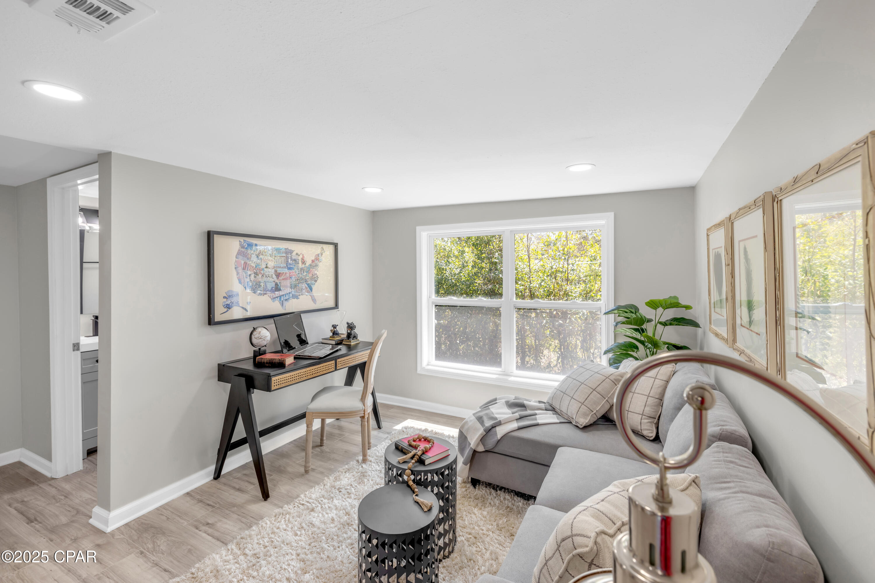 Image 21 For 810 Maple Avenue