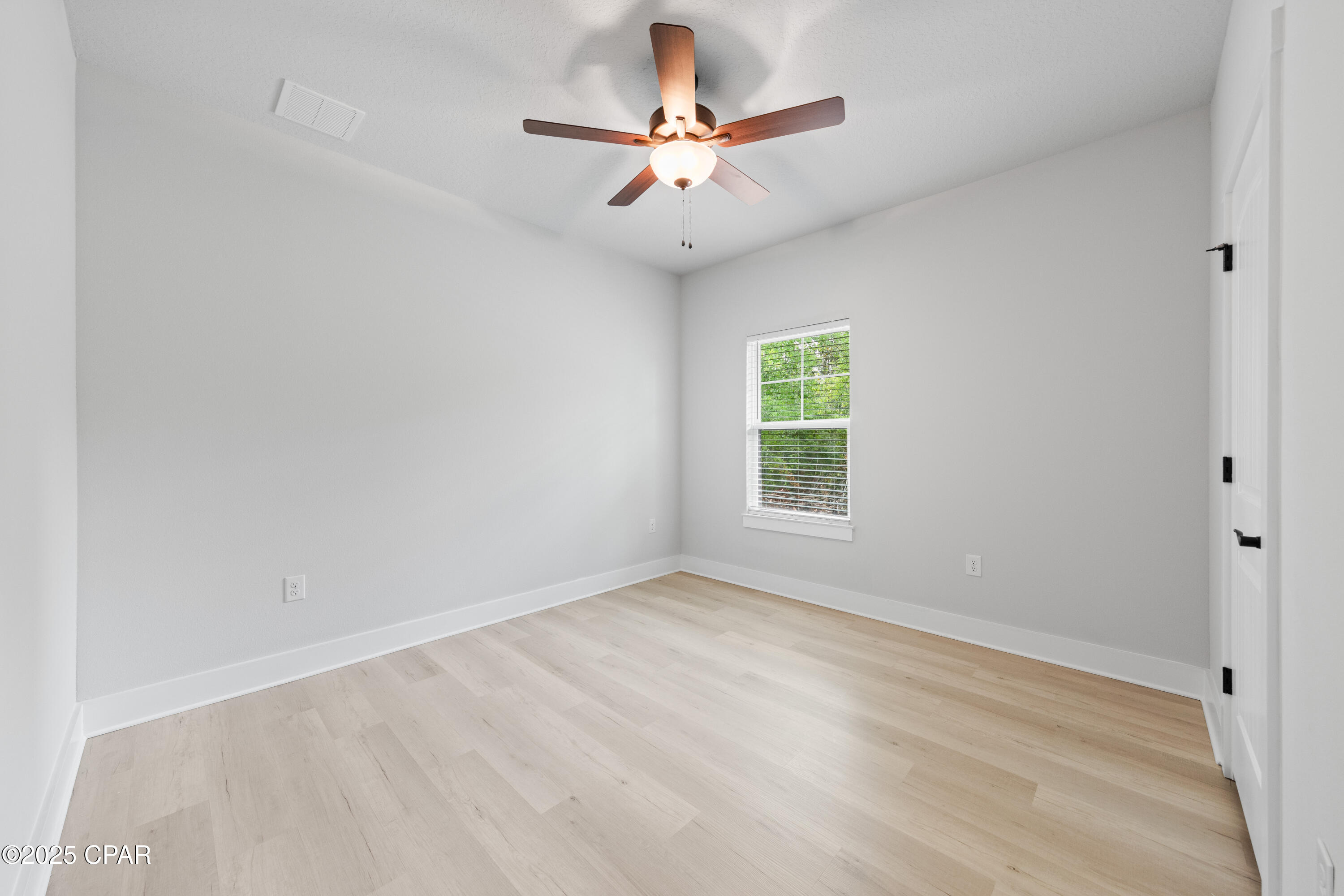 Image 33 For 9833 Summer Creek Drive