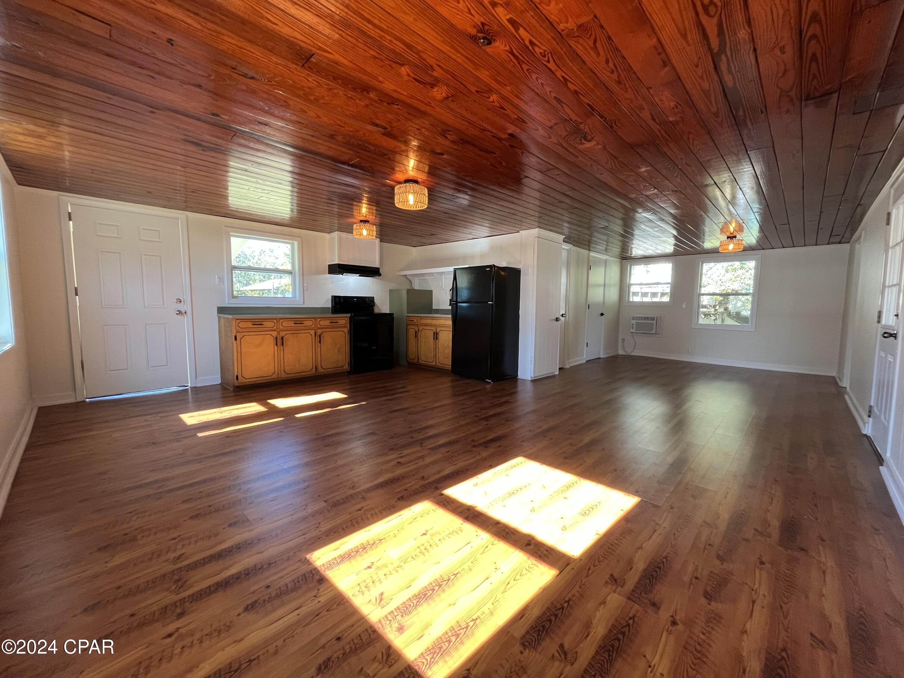 239 S Deer Avenue Avenue, Wewahitchka, Florida image 9
