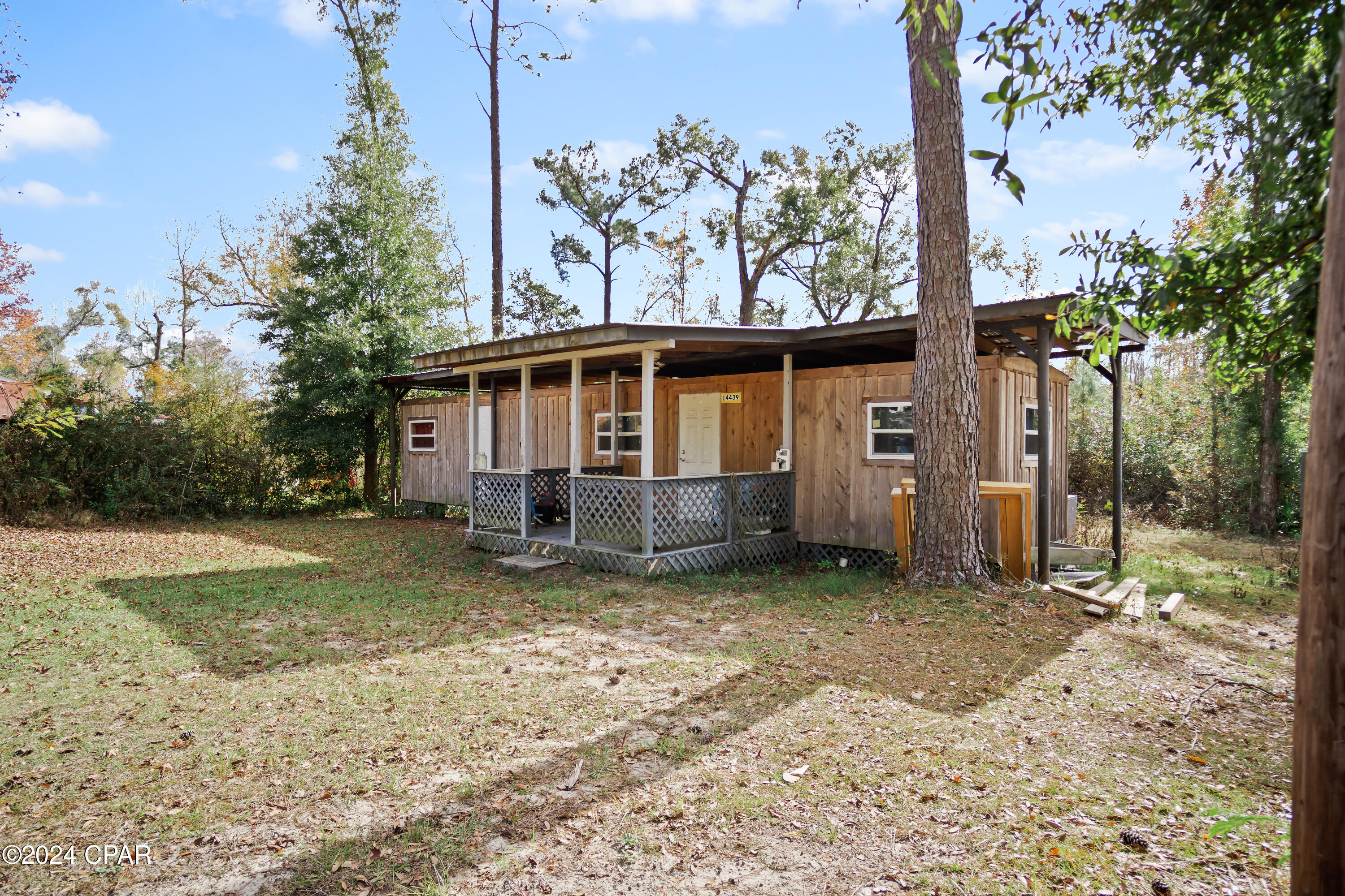 Photo of 14443 TD Barker Kinard FL 32449