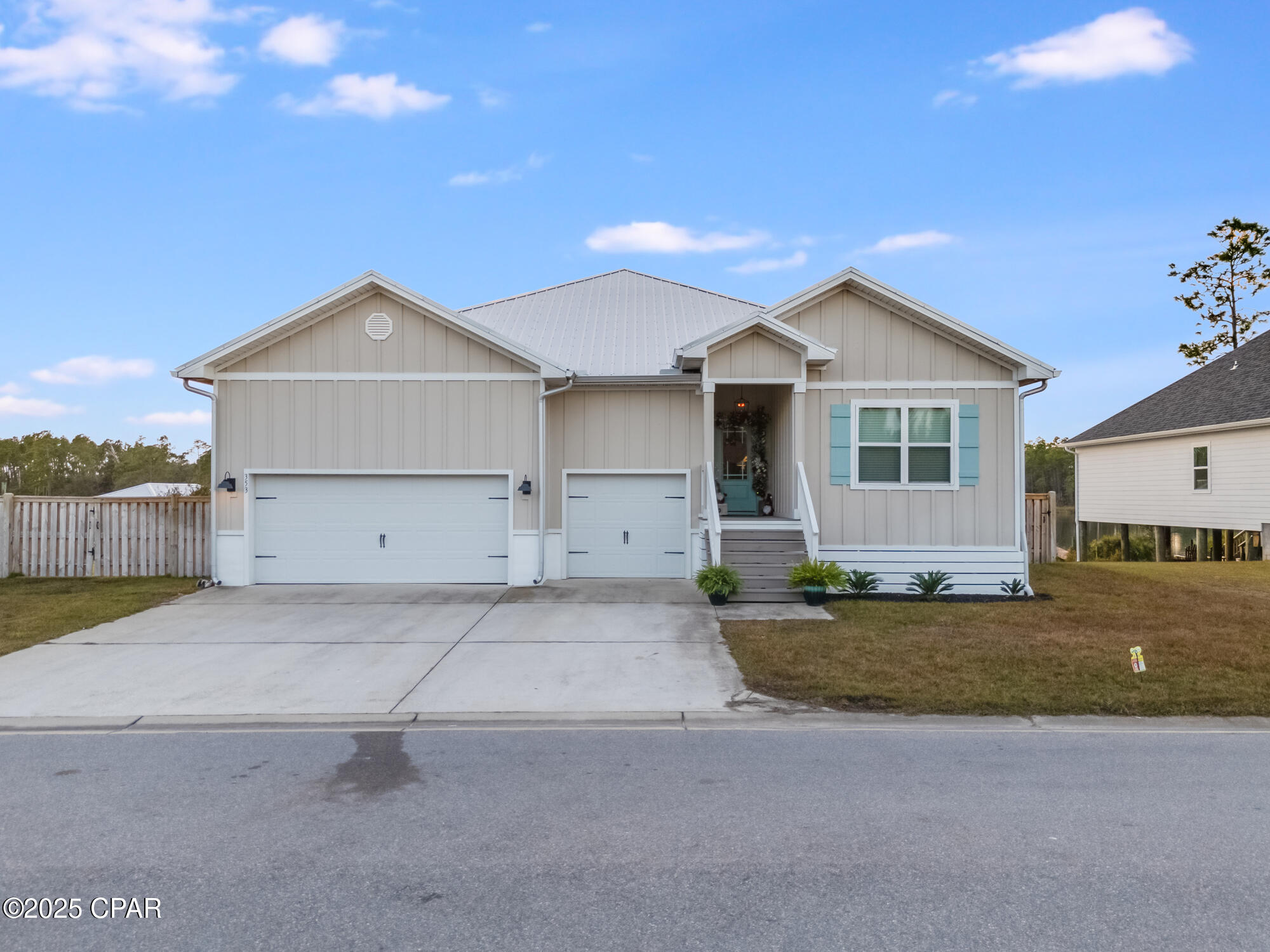 353 Confidence Way, Southport, Florida image 3