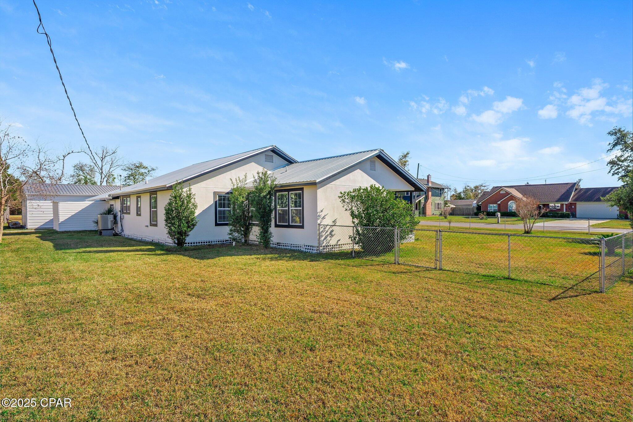 410 W 4th Street, Lynn Haven, Florida image 6