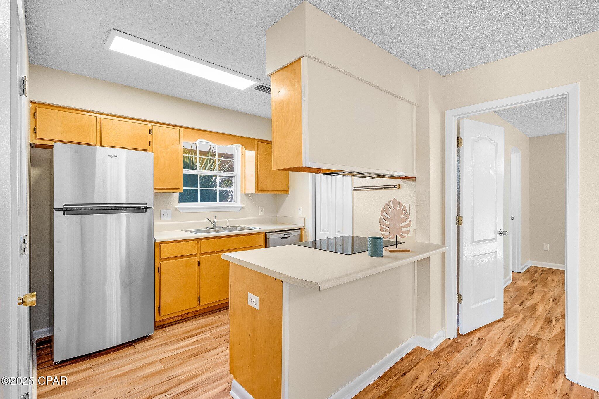Image 12 For 5524 Hilltop Avenue