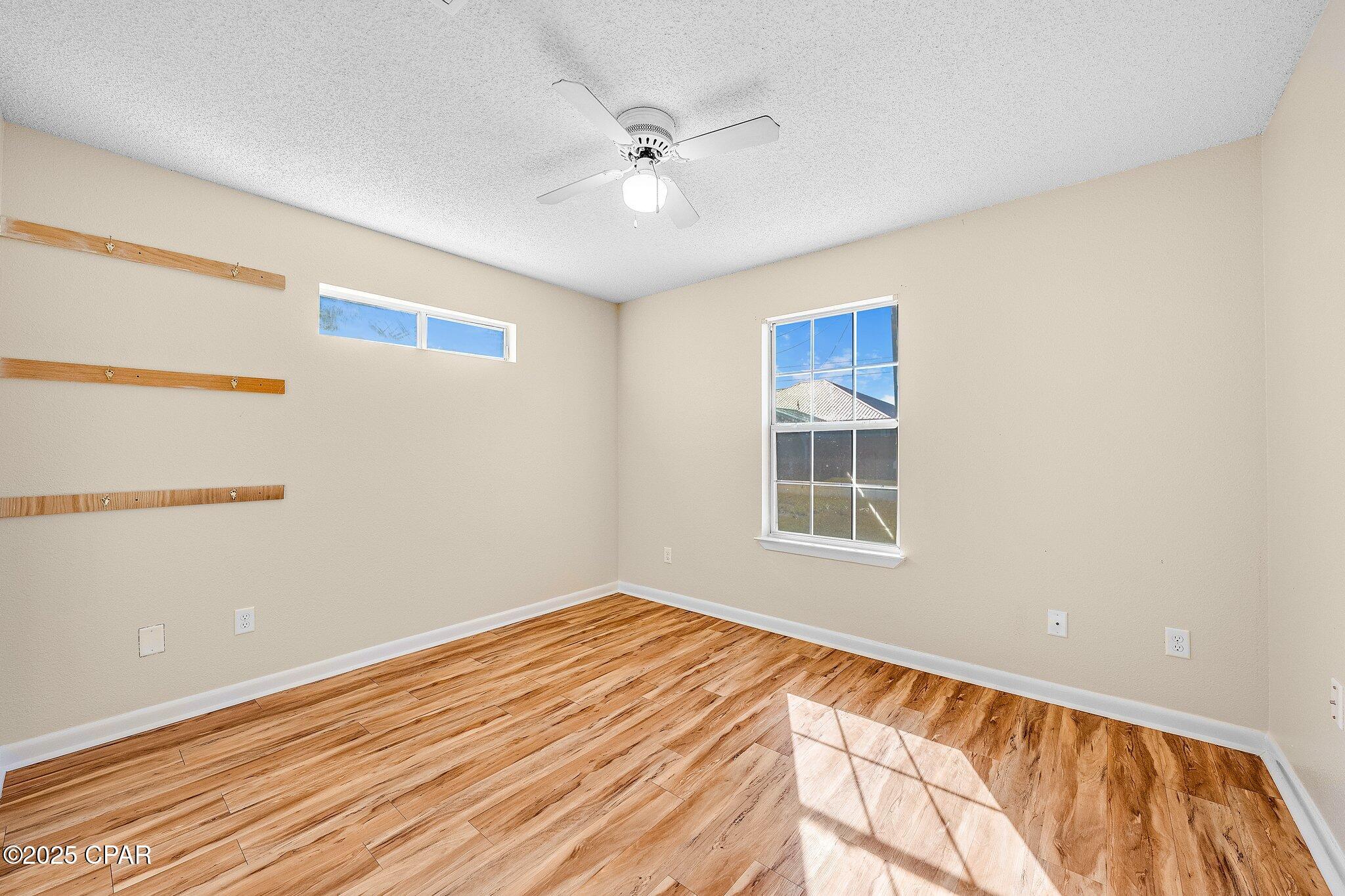 Image 19 For 5524 Hilltop Avenue