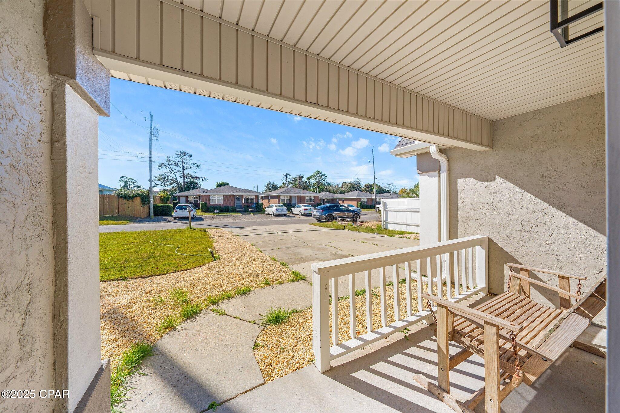 Image 3 For 5524 Hilltop Avenue
