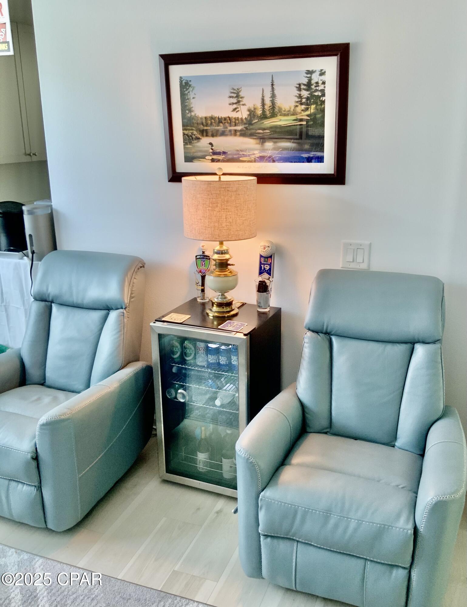 Image 20 For 8255 Landshark Boulevard