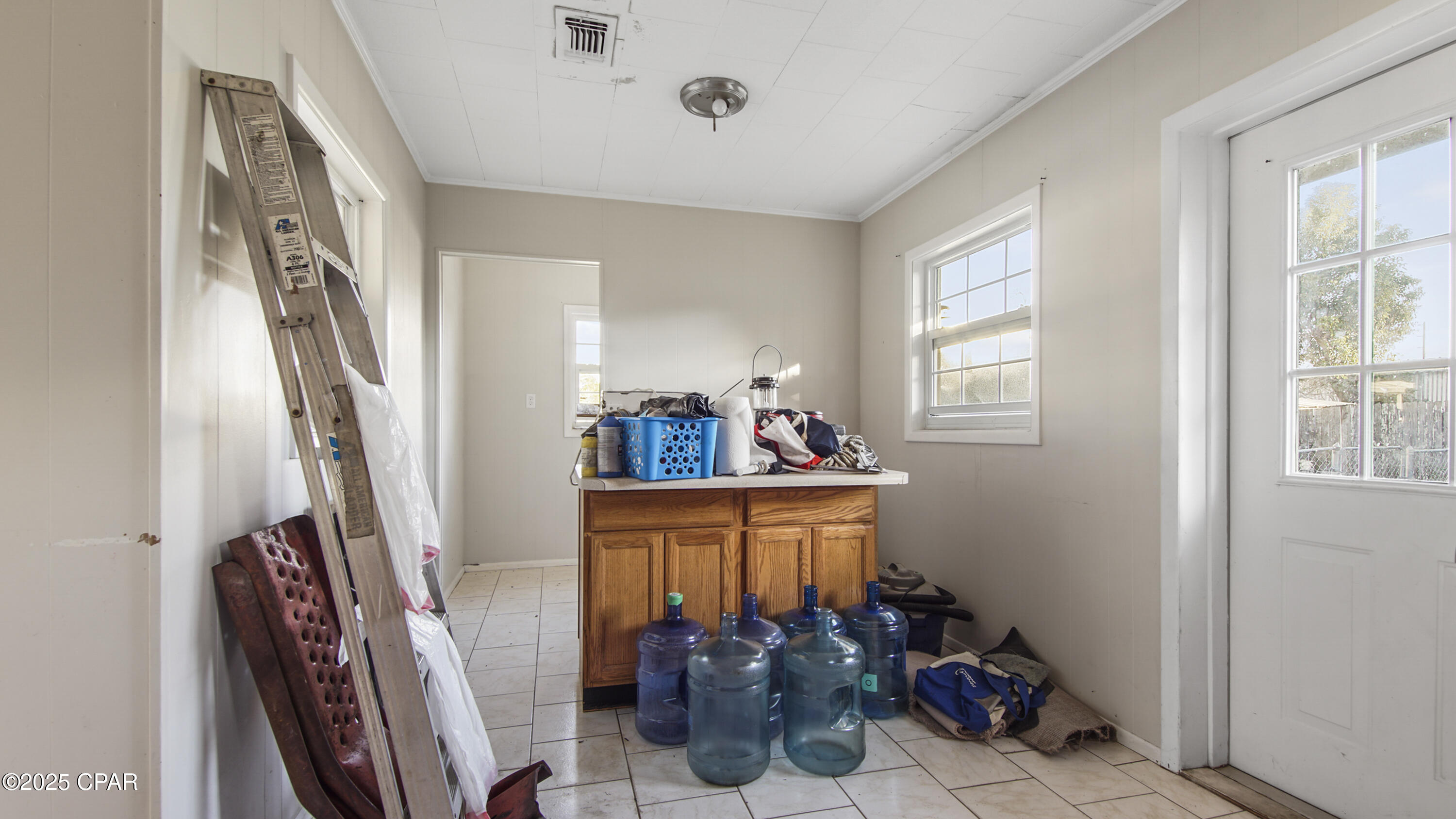 Image 17 For 482 Pompano Street