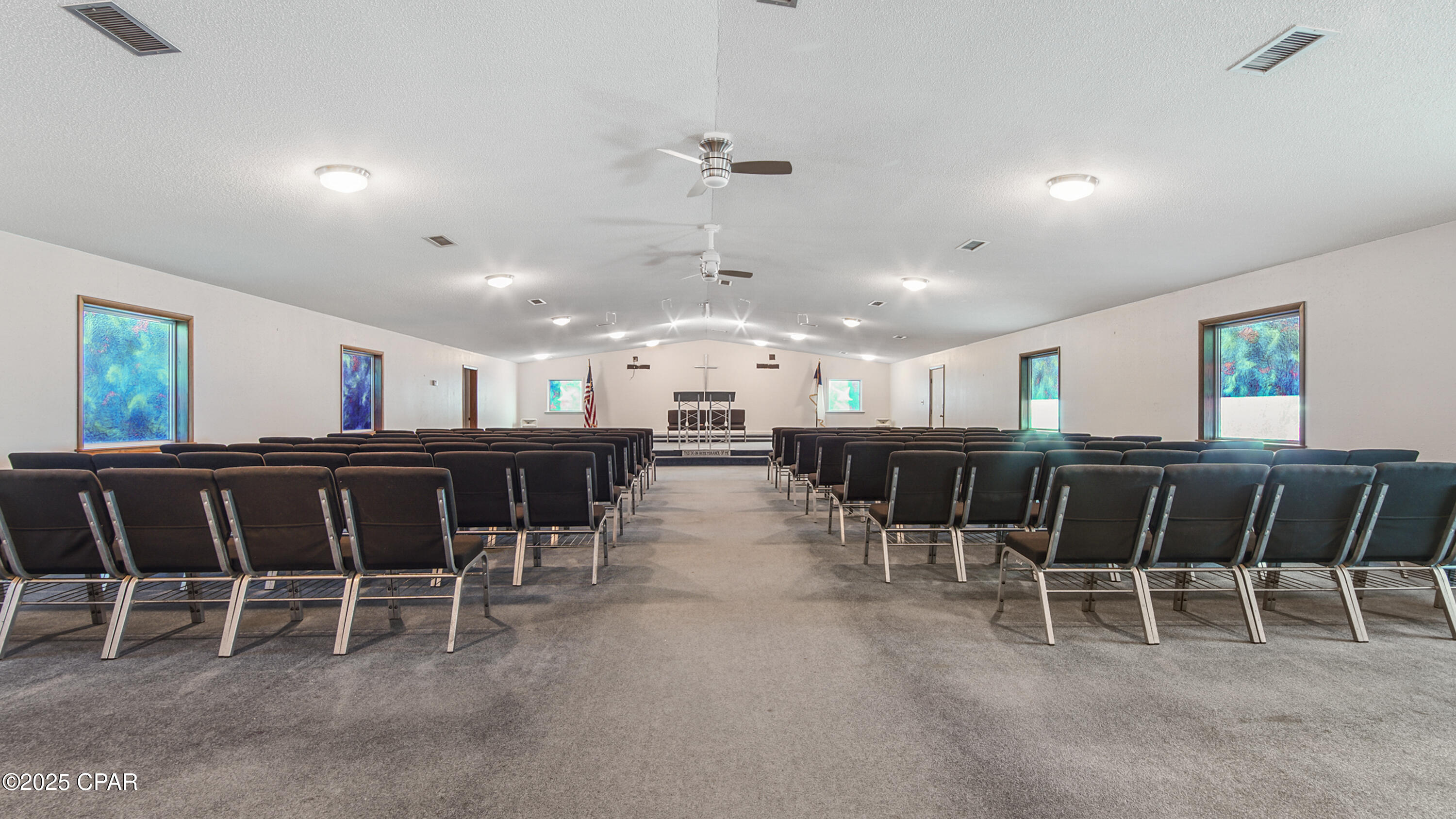 Image 30 For 482 Pompano Street