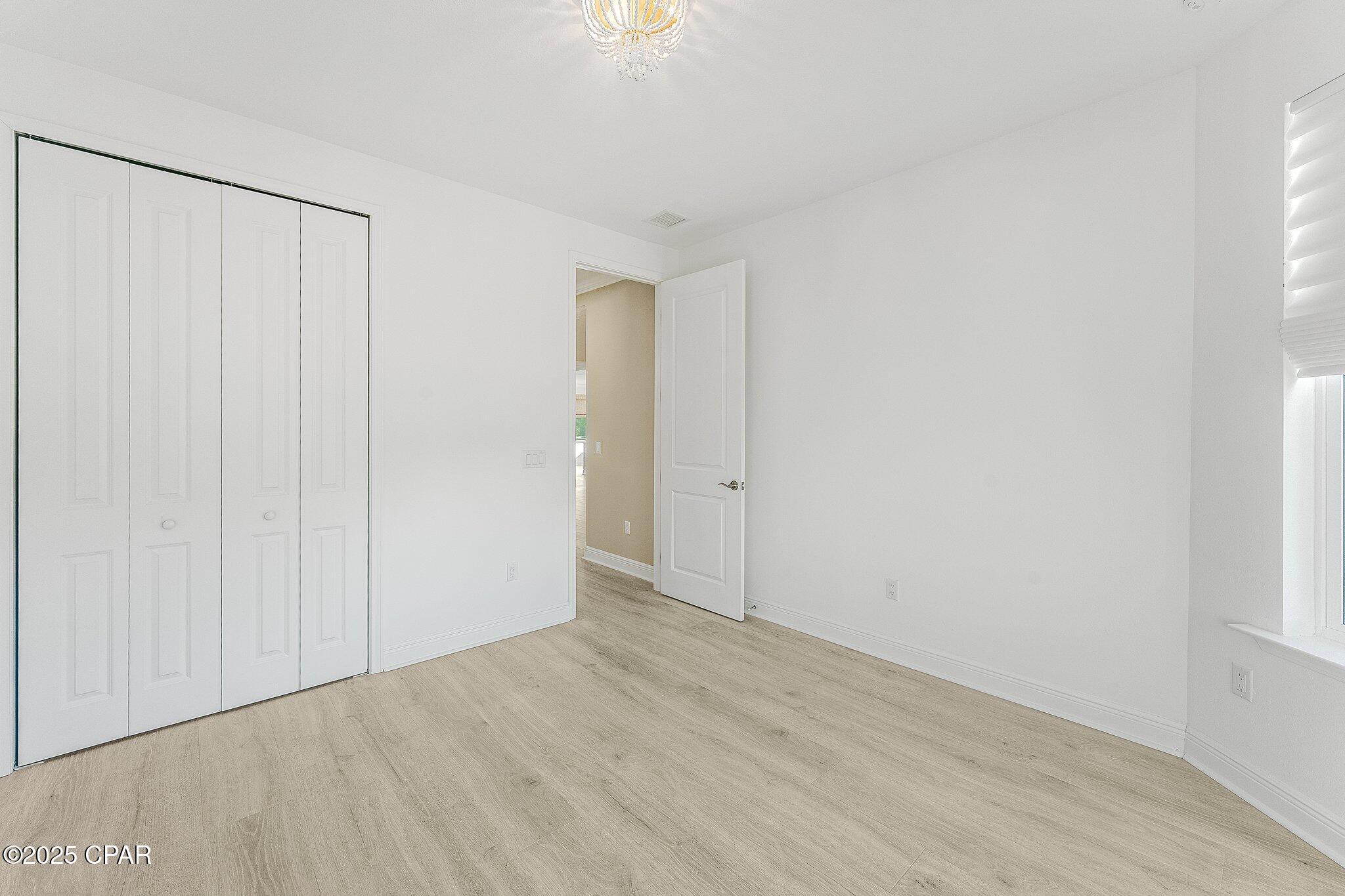 Image 32 For 8424 Landshark Boulevard