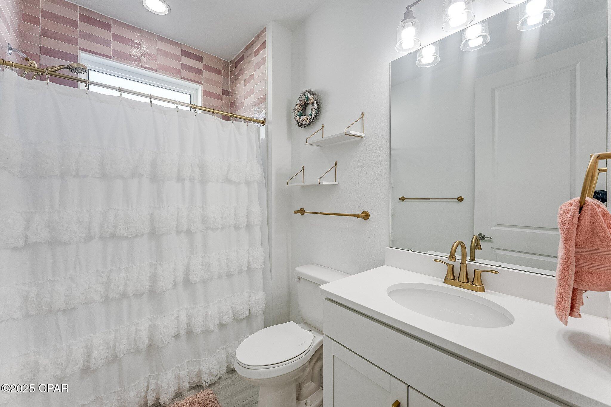 Image 34 For 8424 Landshark Boulevard