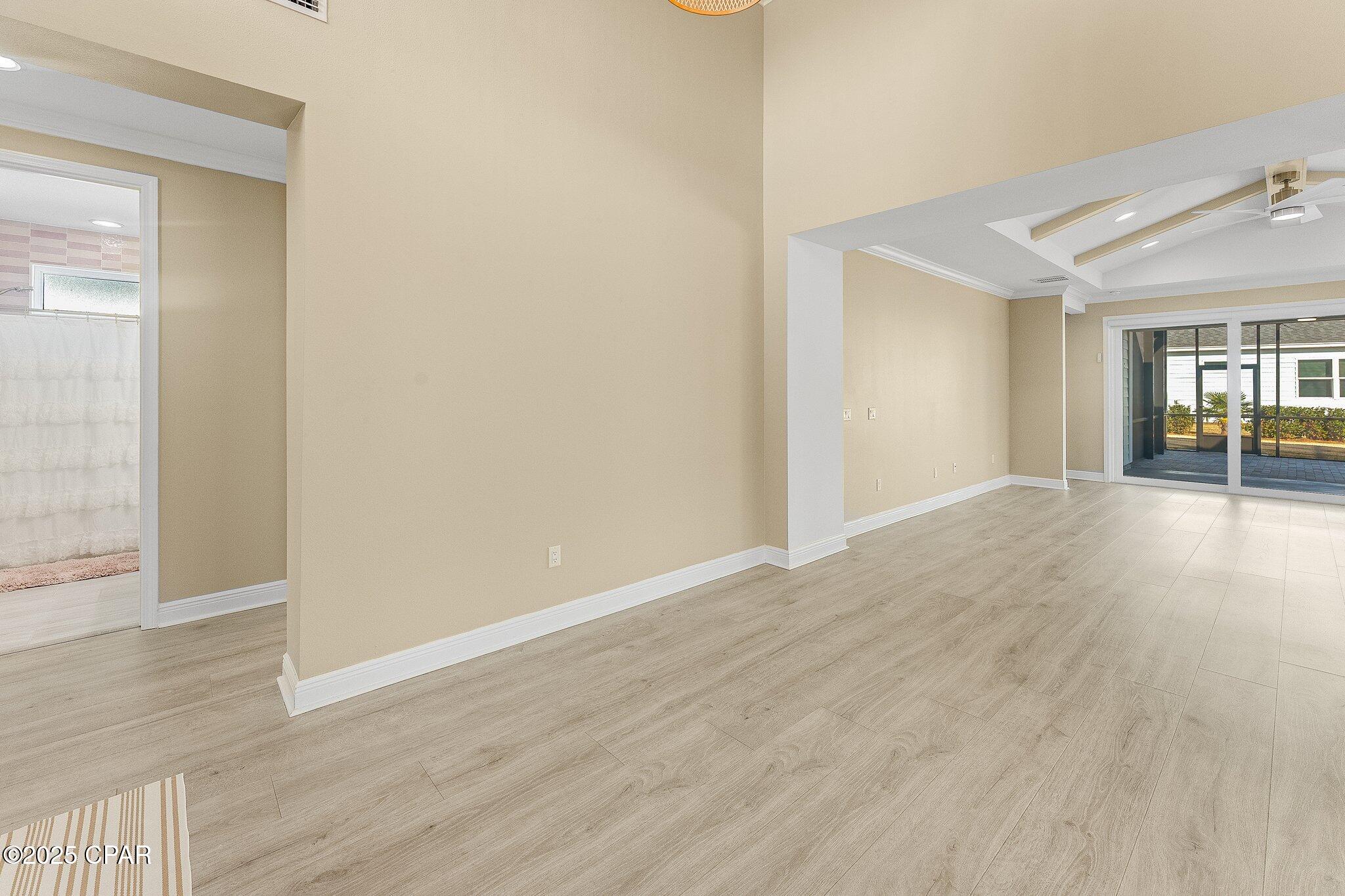 Image 4 For 8424 Landshark Boulevard