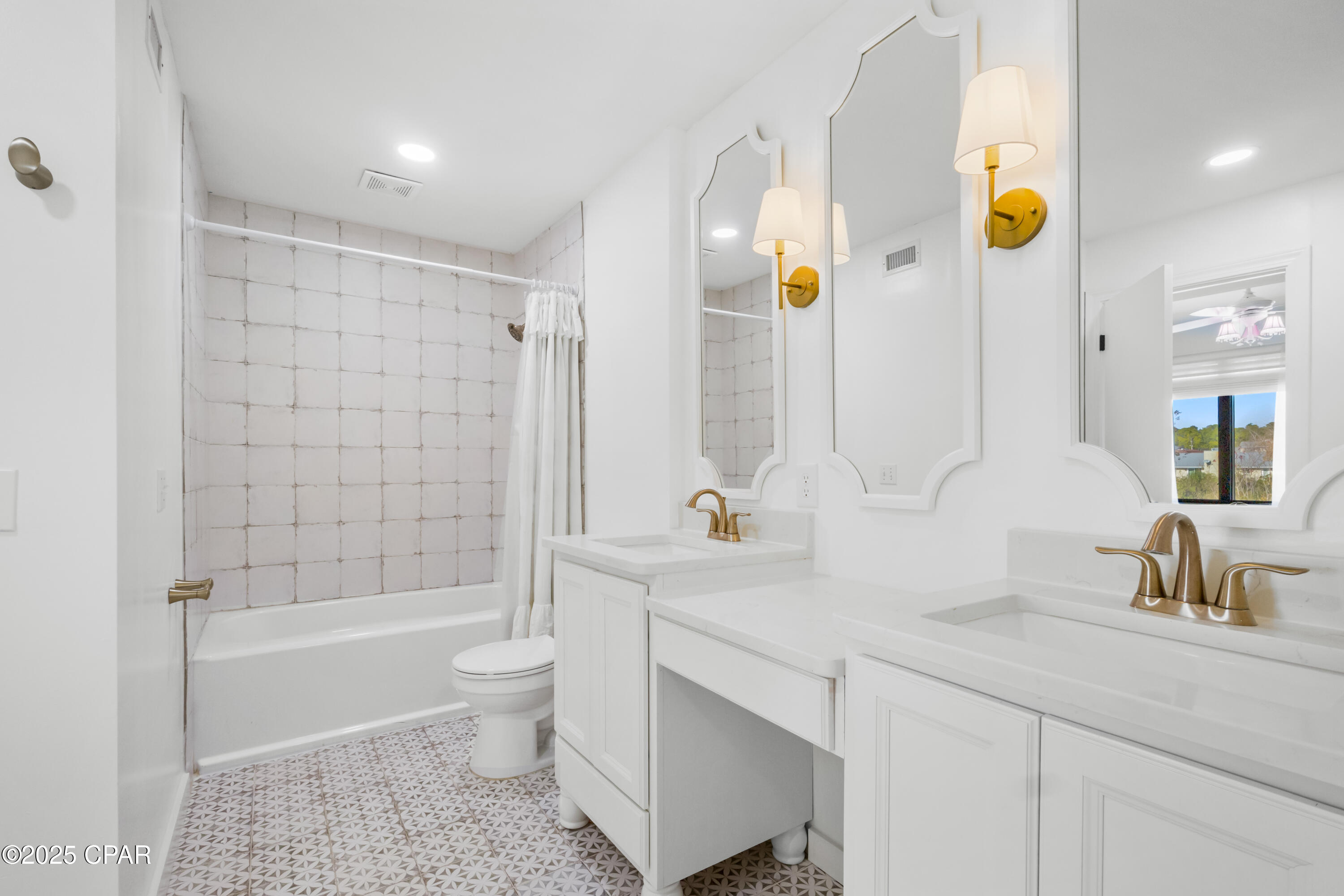 2205 N Harbour Drive, Lynn Haven, Florida image 21