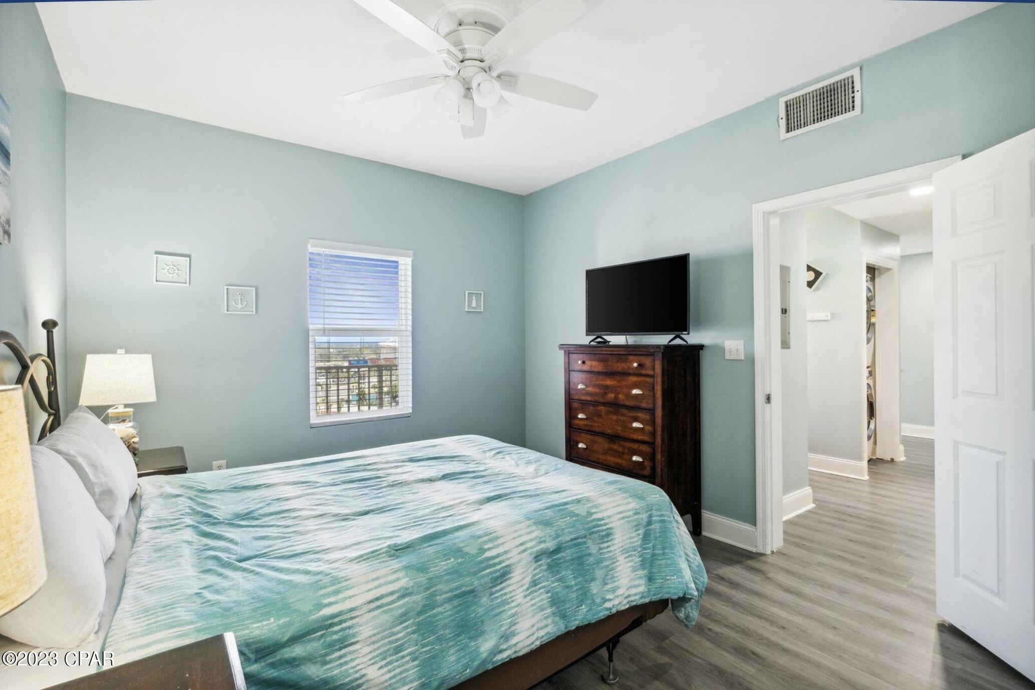 Image 21 For 9860 Thomas Drive 824