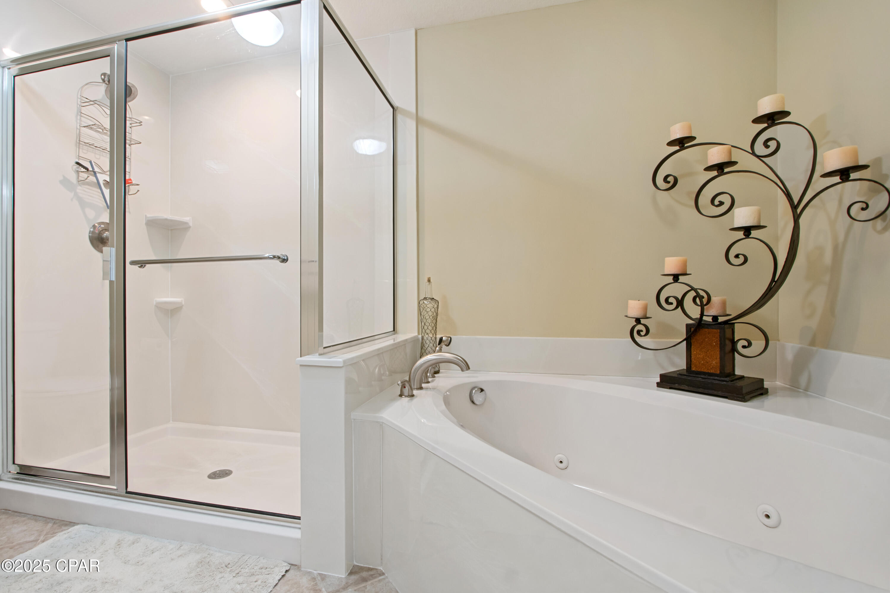 Image 6 For 2400 Grandiflora Boulevard 1002