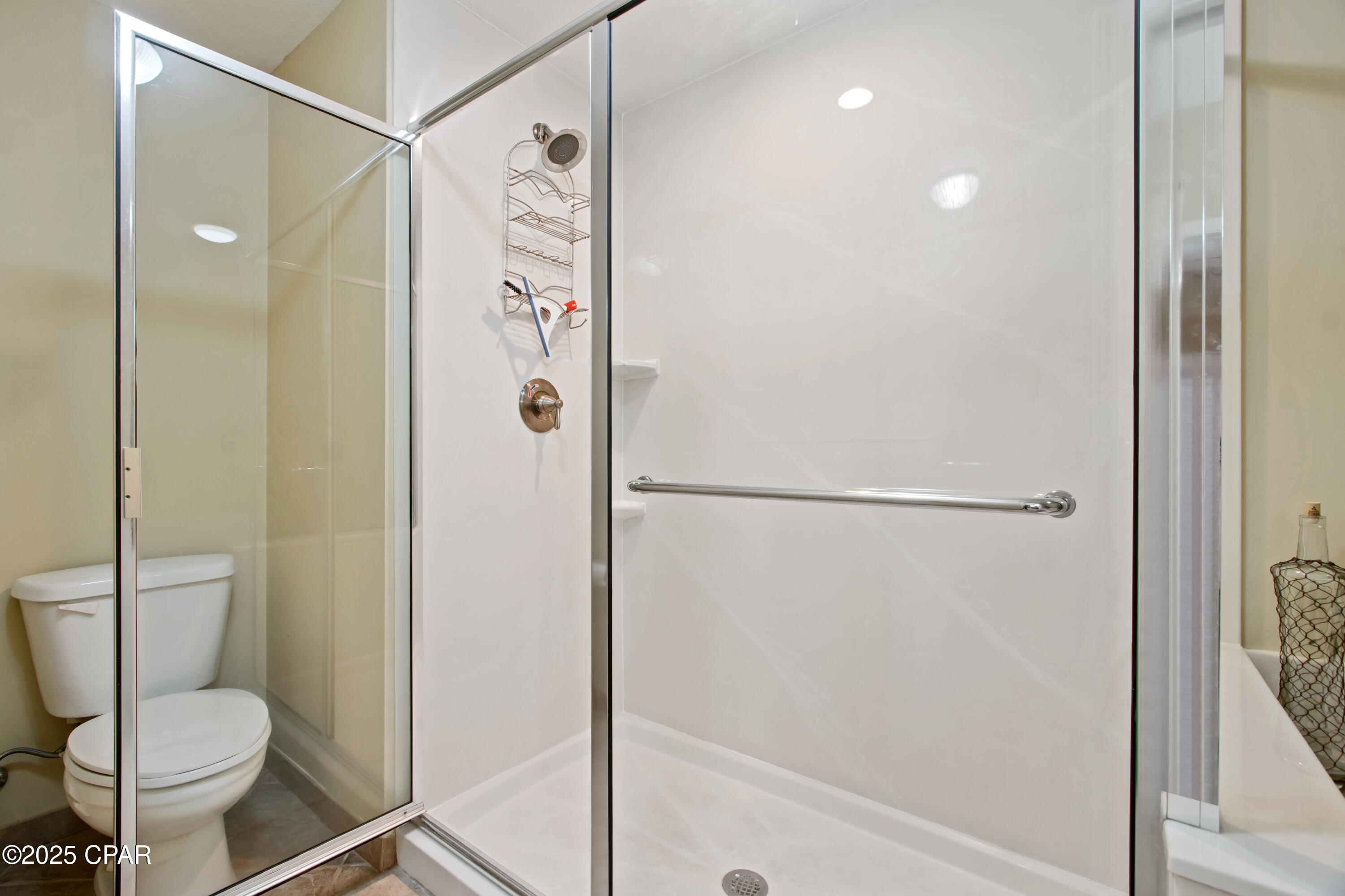Image 8 For 2400 Grandiflora Boulevard 1002