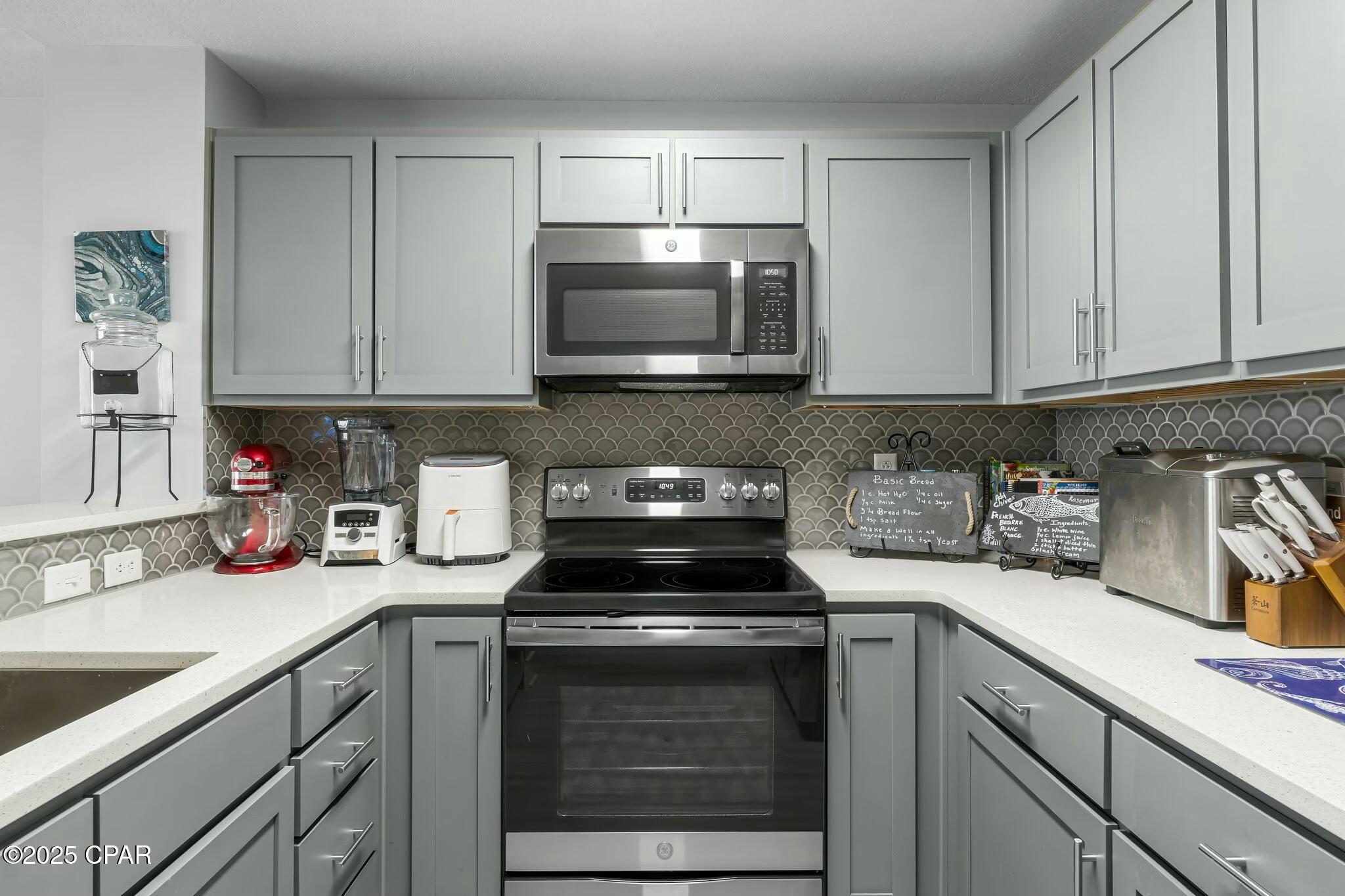 Image 9 For 15928 Front Beach Road 3-1610
