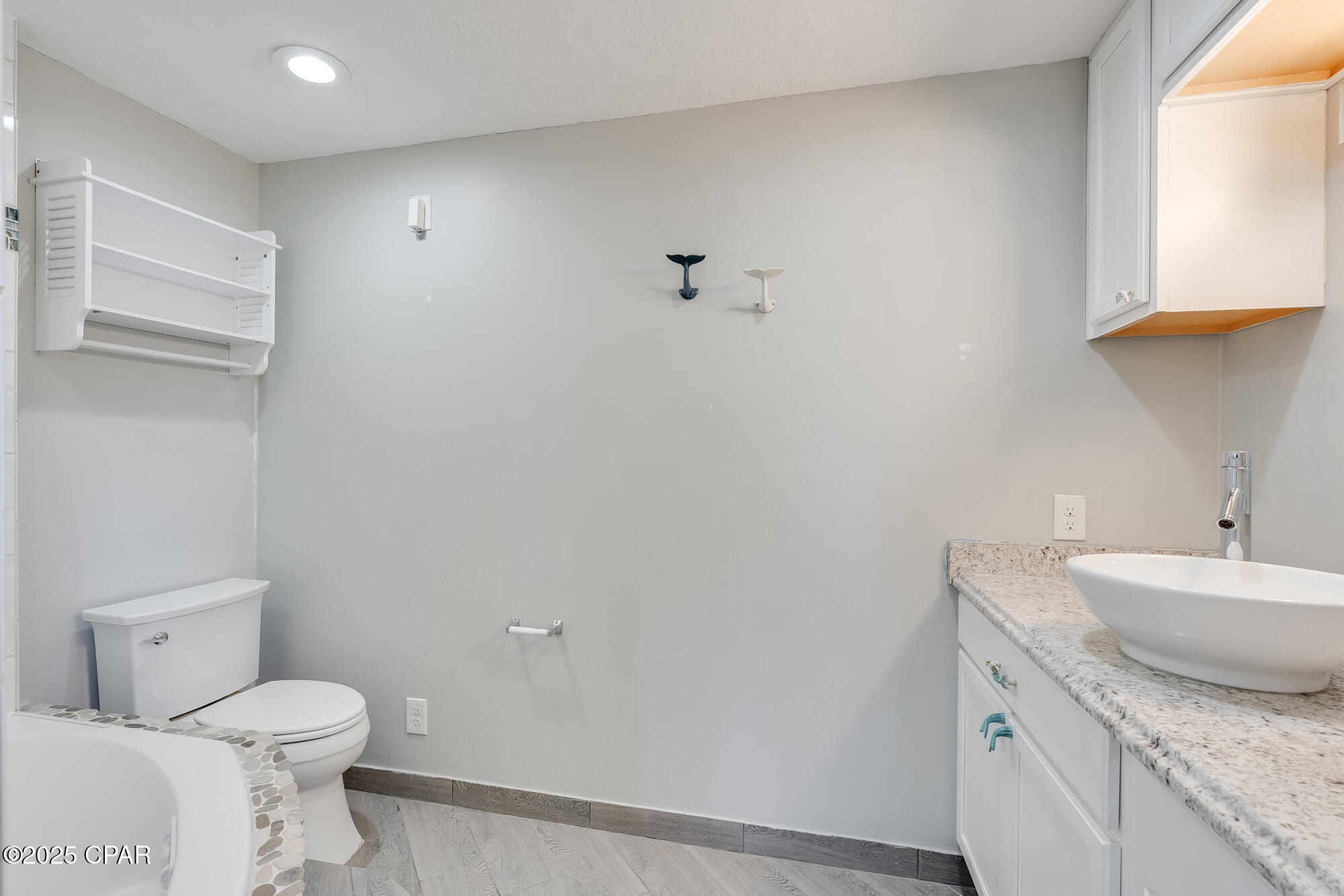 Image 18 For 213 Cove Boulevard
