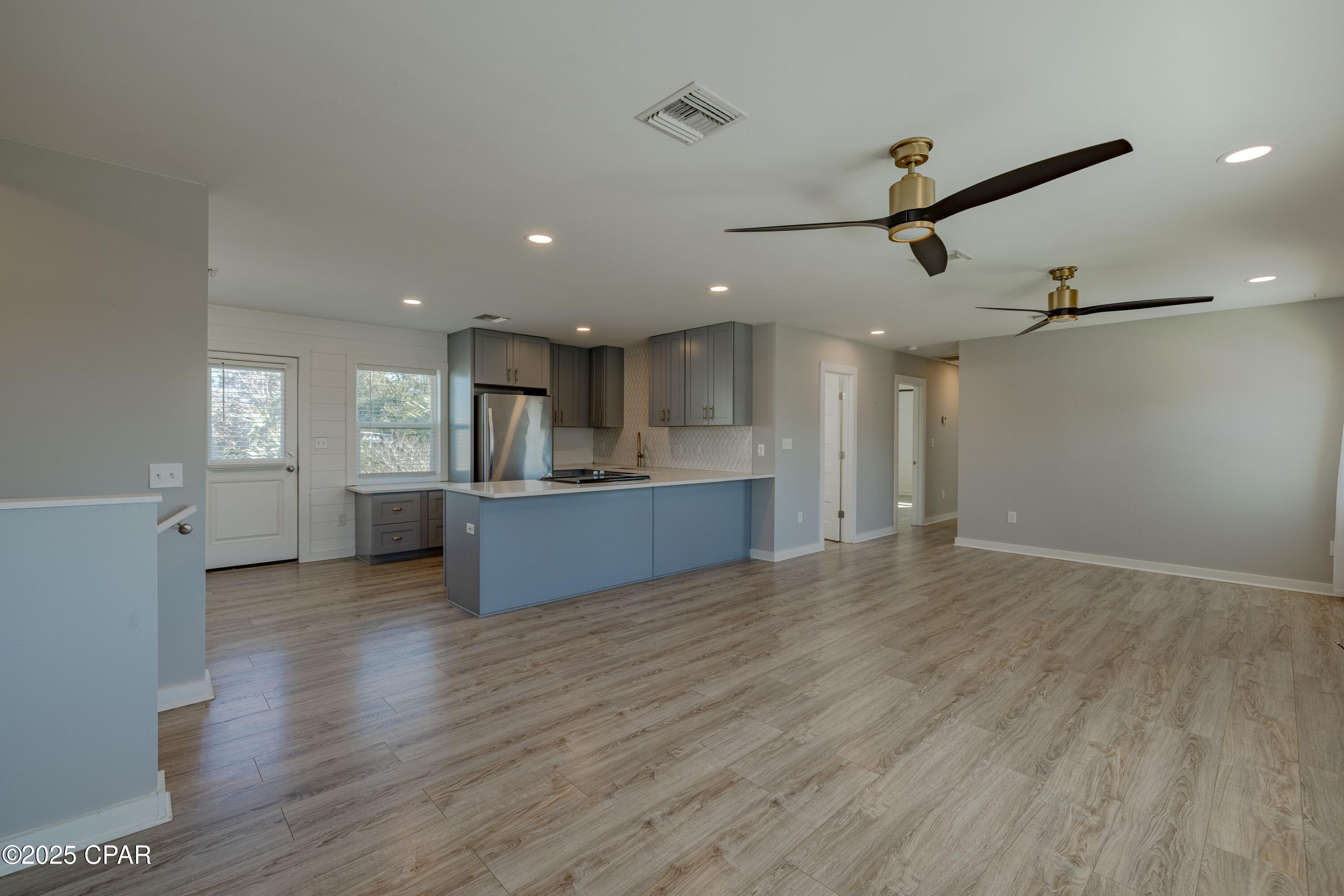 Image 4 For 8504 Tradewinds Drive