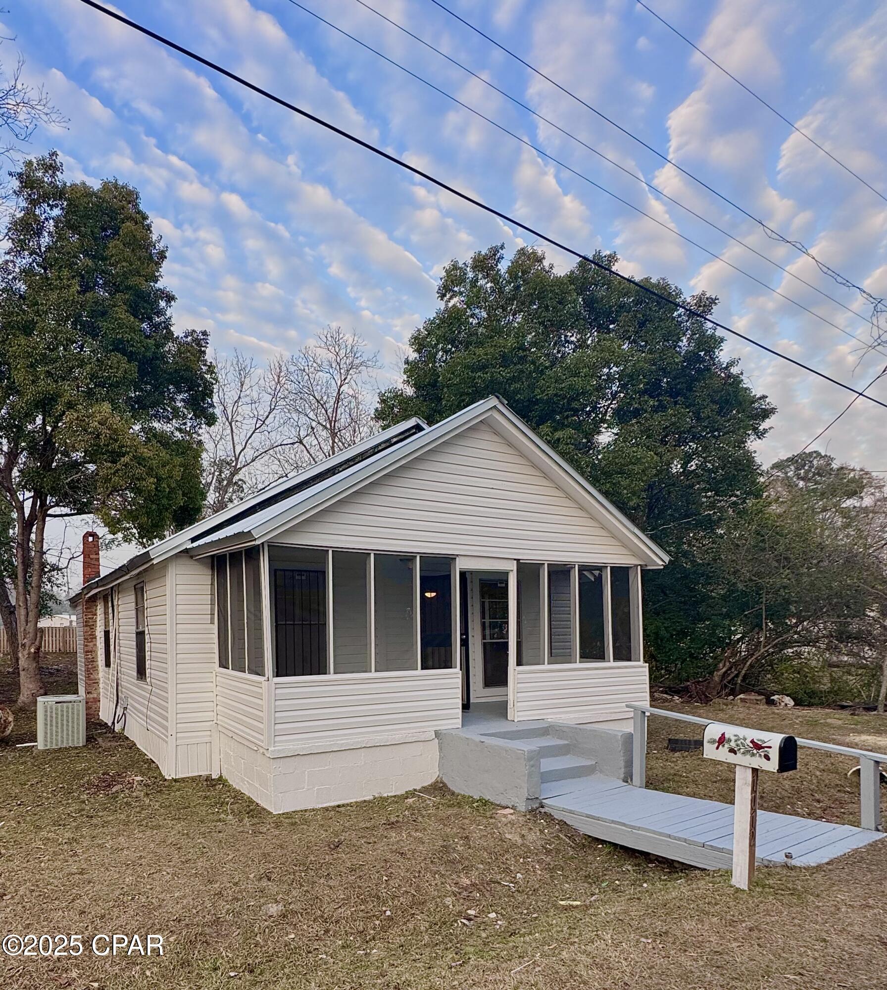 Details for 1012 Washington Avenue, Graceville, FL 32440