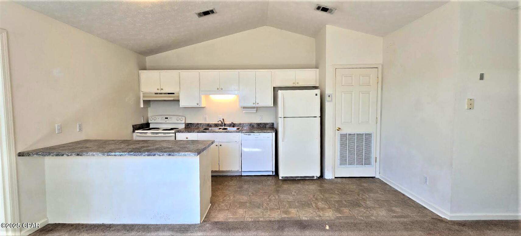 Image 14 For 5519_5521 Beach Drive