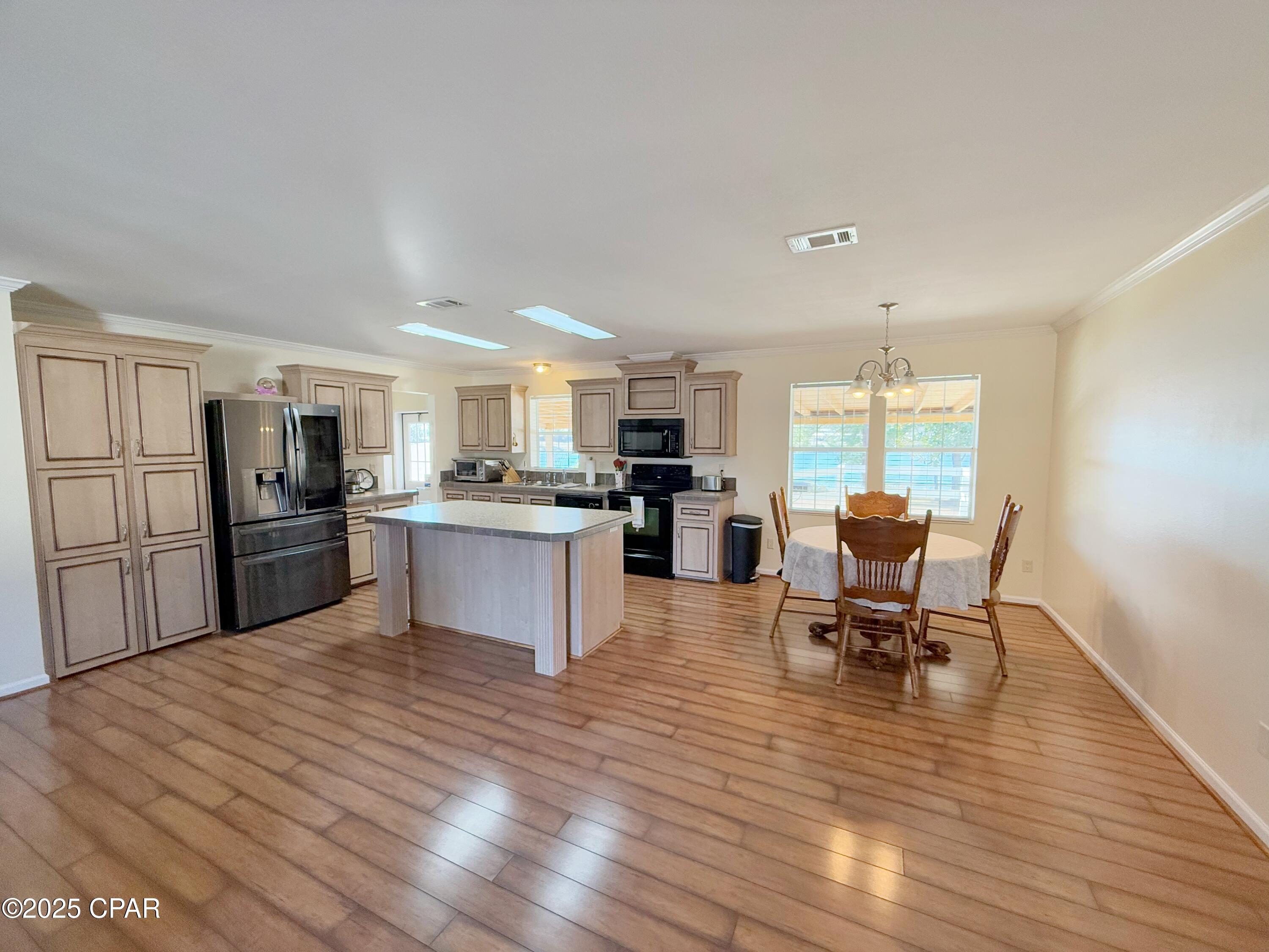 Image 9 For 537 Mcpherson Drive