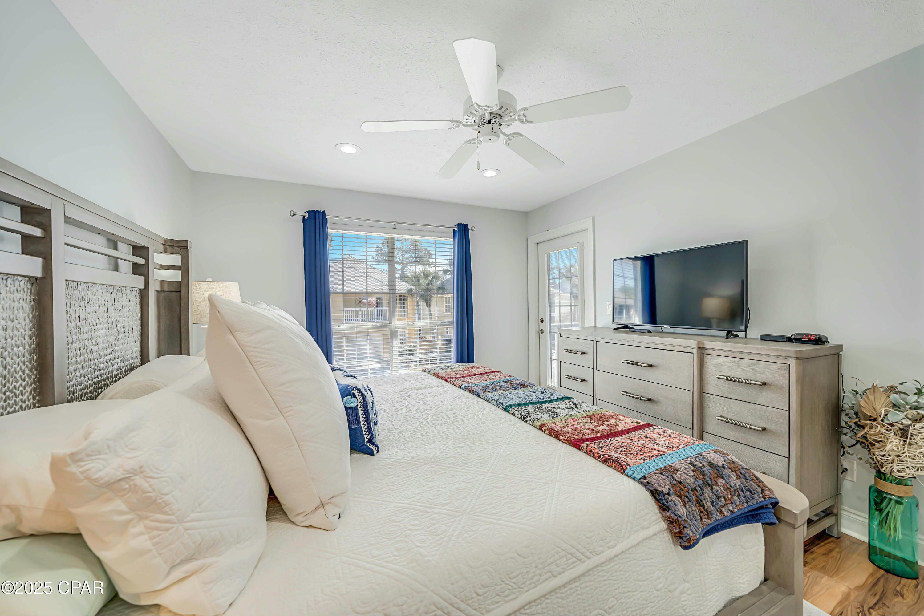Image 35 For 7009 Lagoon Drive 106