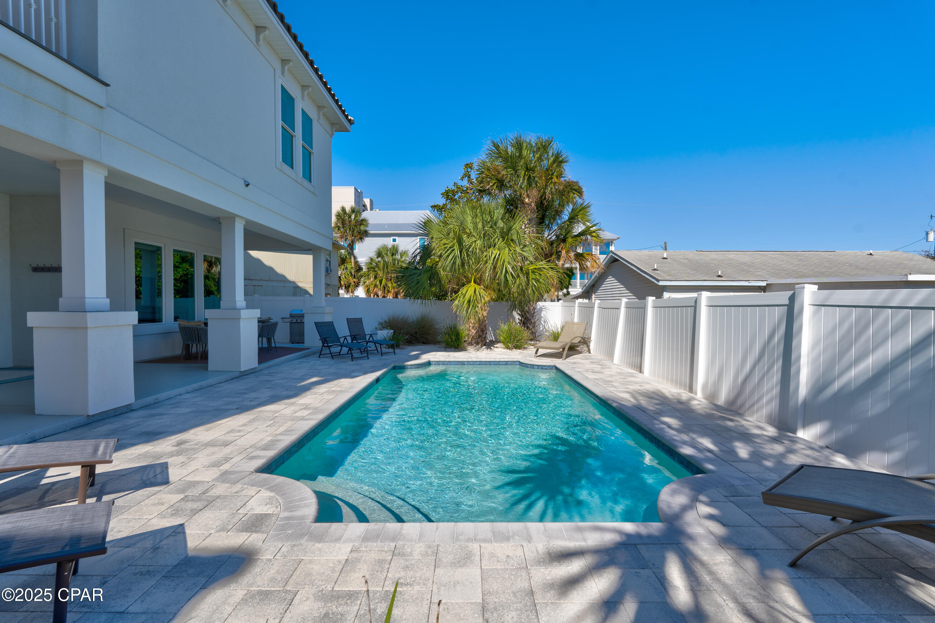 Image 4 For 14208 Front Beach Road