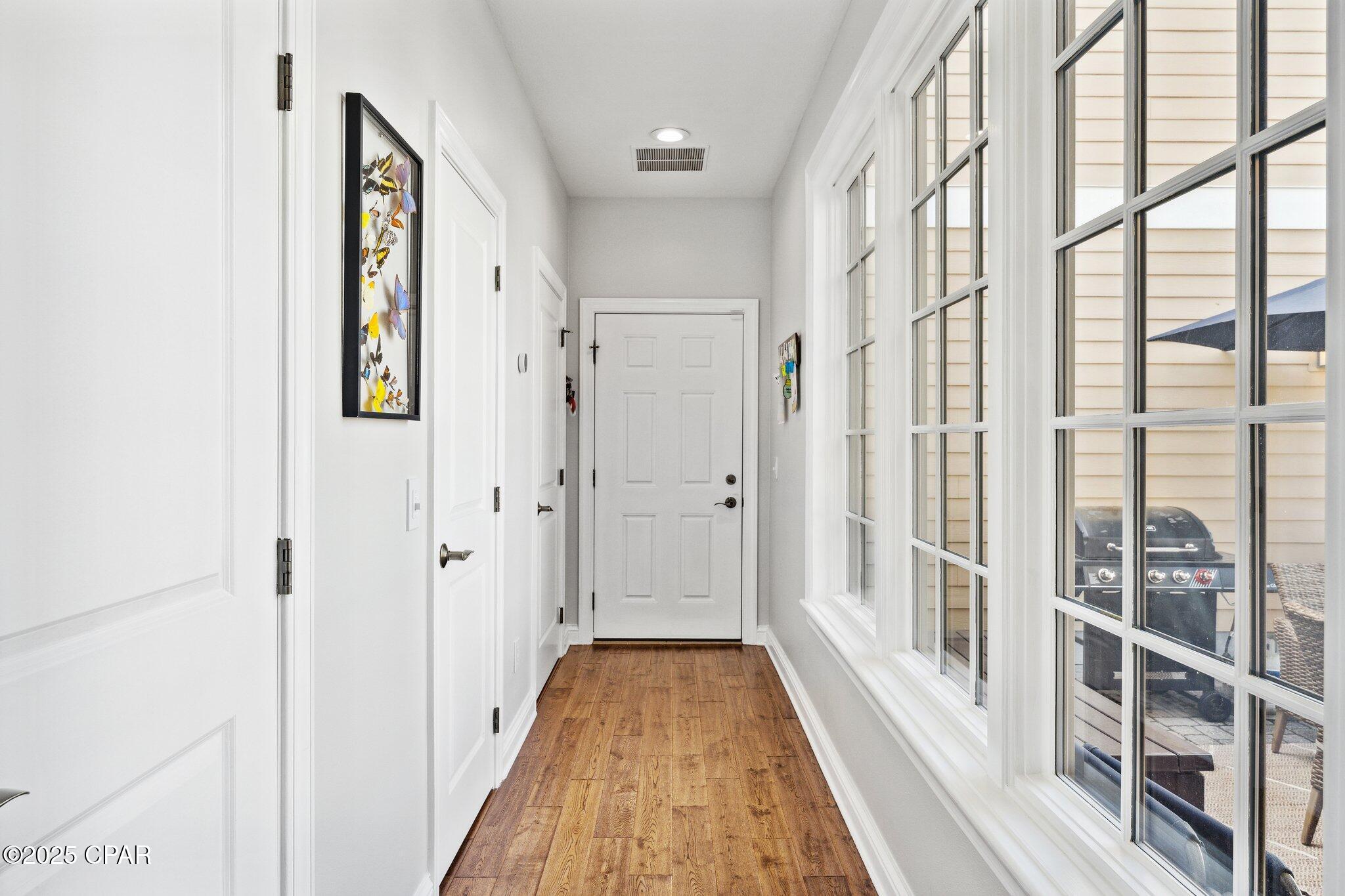 Image 6 For 207 Columbus Street