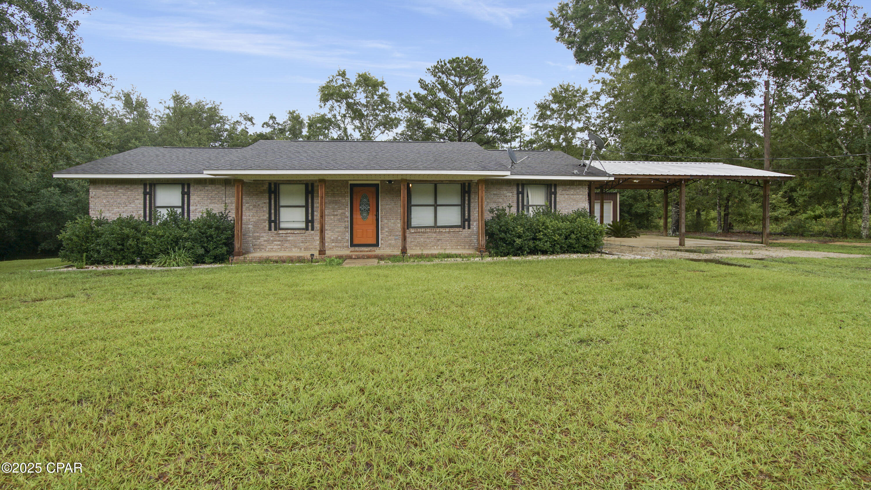 Photo of 1565 Highway 173 Graceville FL 32440