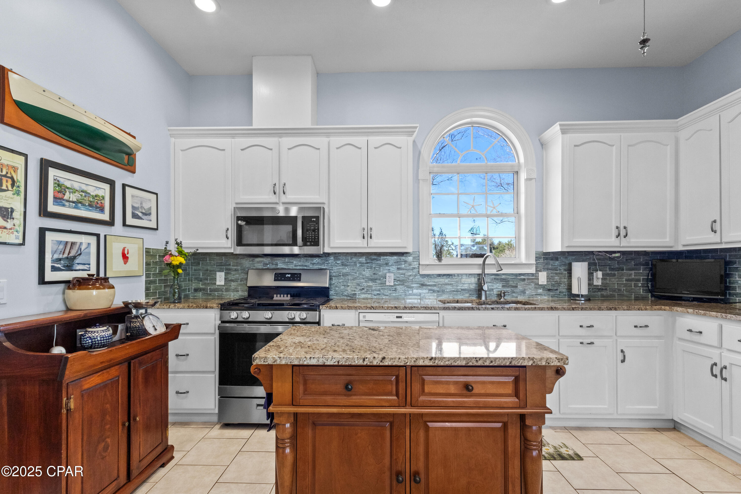 320 Willow Way, Lynn Haven, Florida image 10