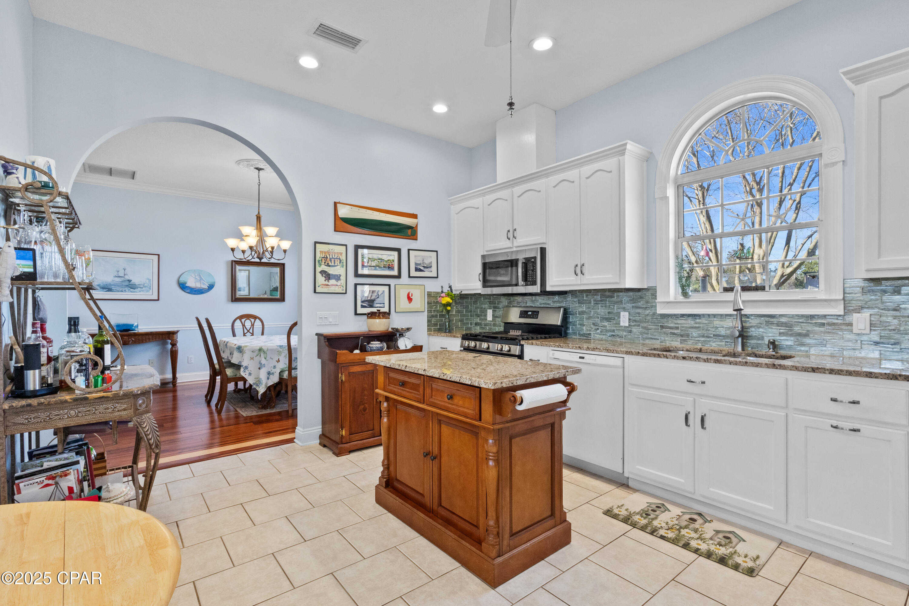 320 Willow Way, Lynn Haven, Florida image 9