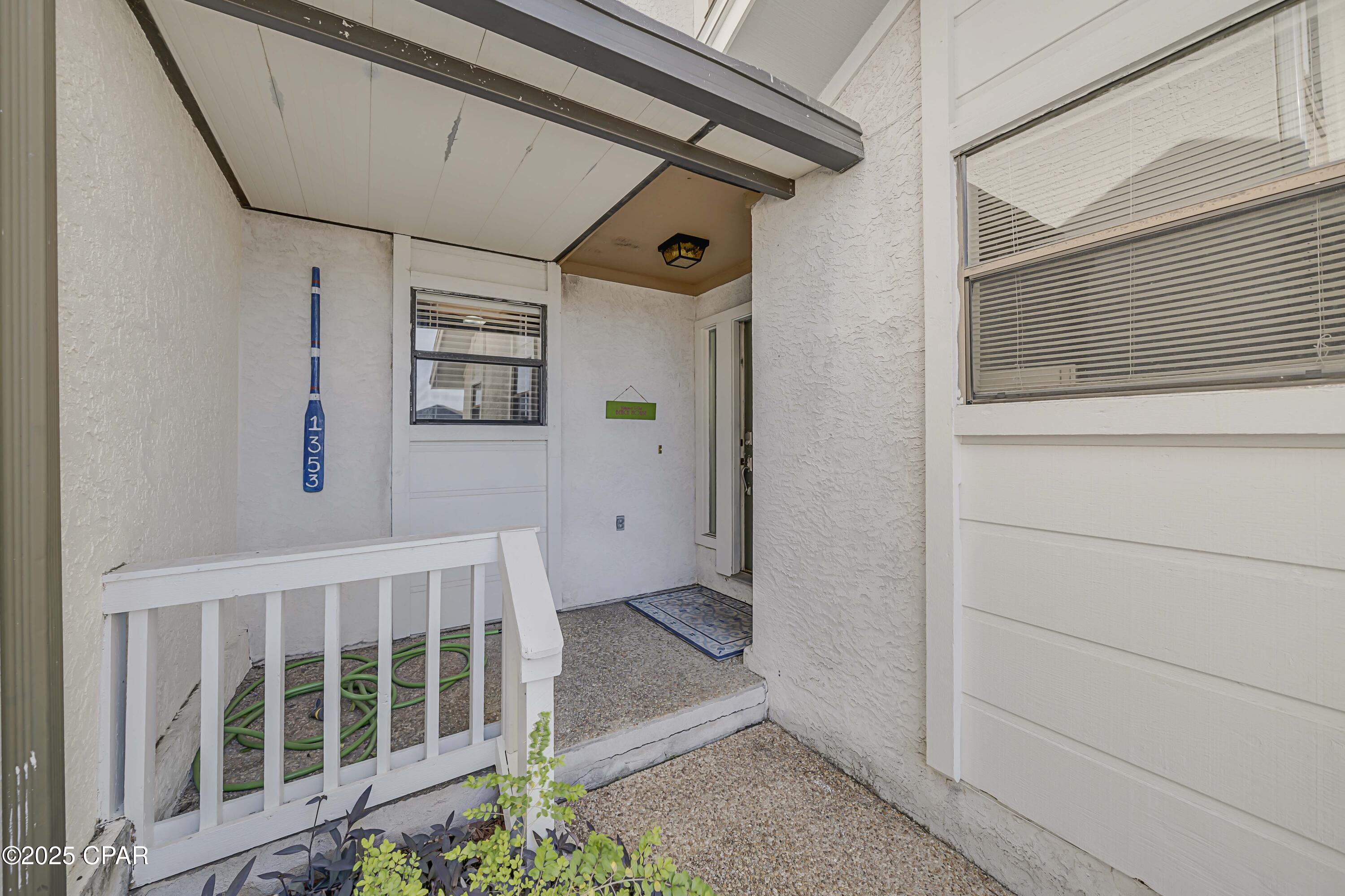 Image 6 For 1353 Capri Drive