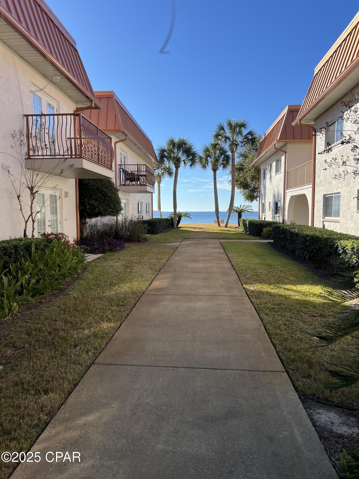 Image 10 For 2100 Beach Drive Yn204