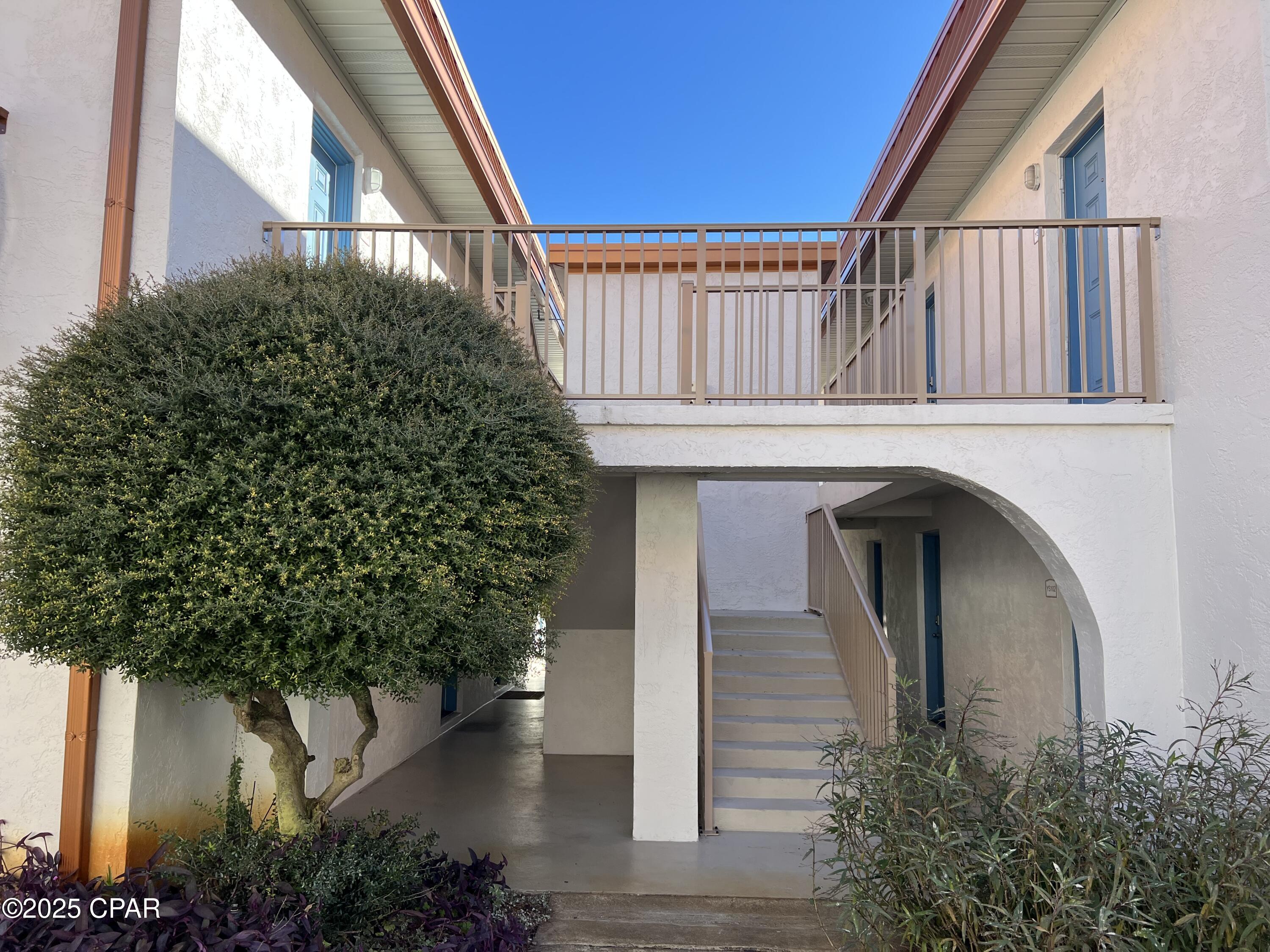 Image 4 For 2100 Beach Drive Yn204