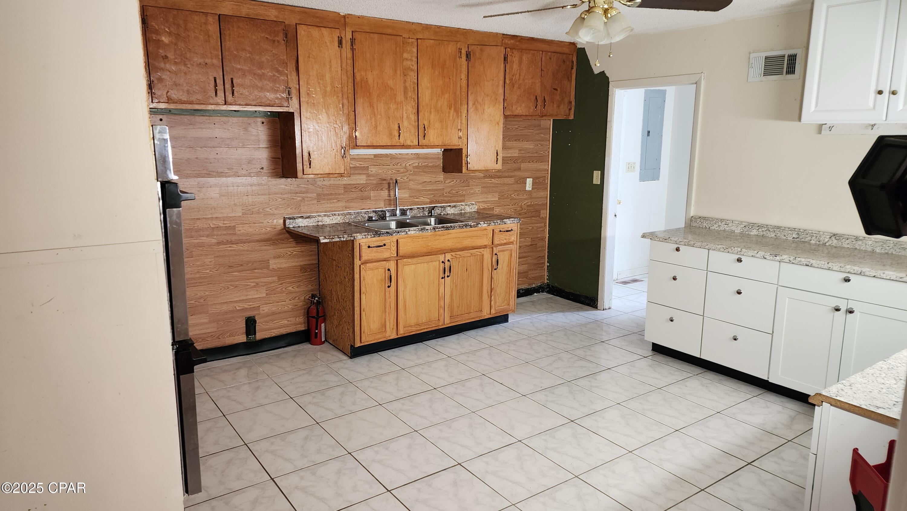 Image 12 For 6073 Devorak Drive