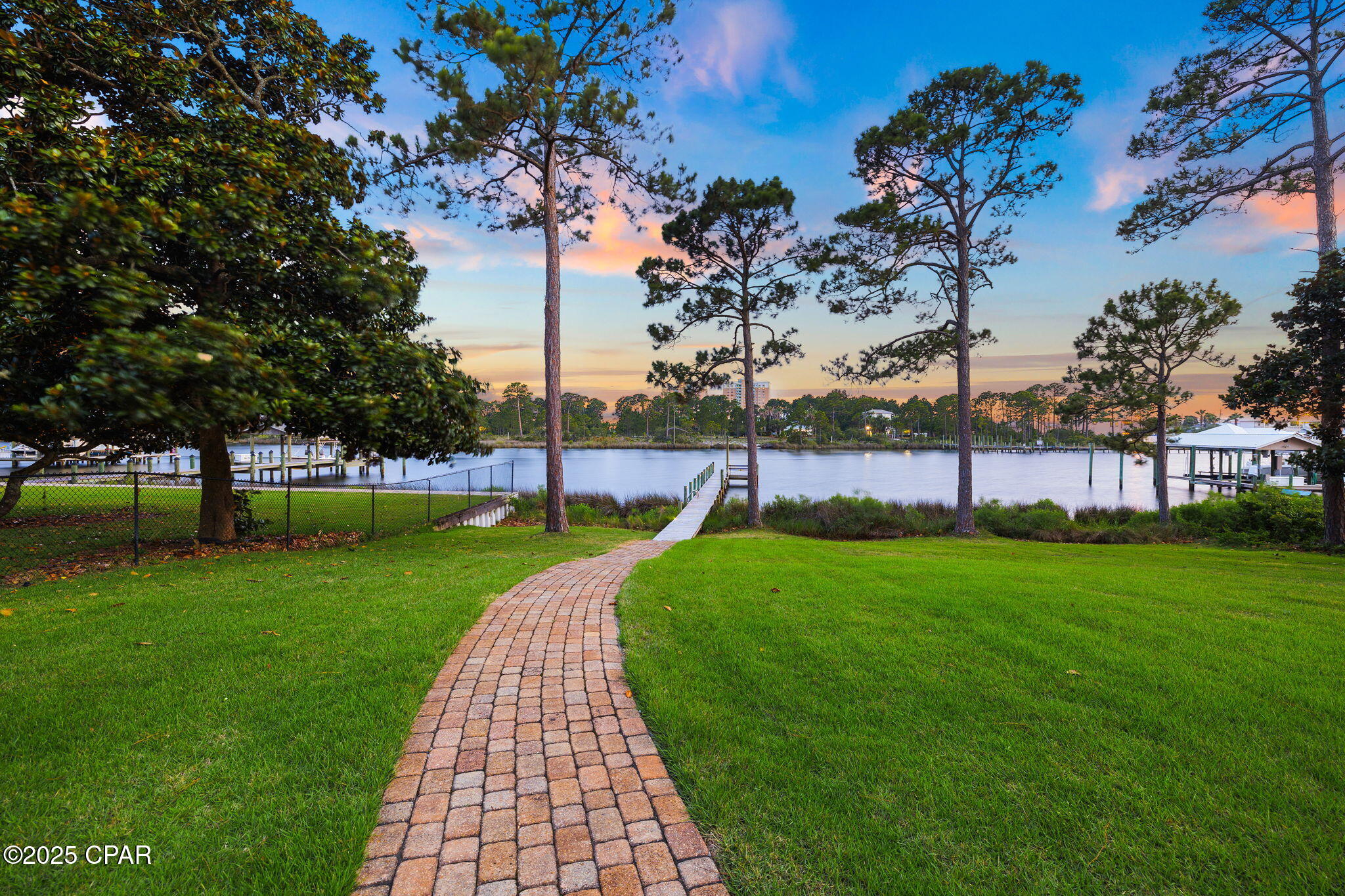 Image 9 For 8127 Lagoon Drive