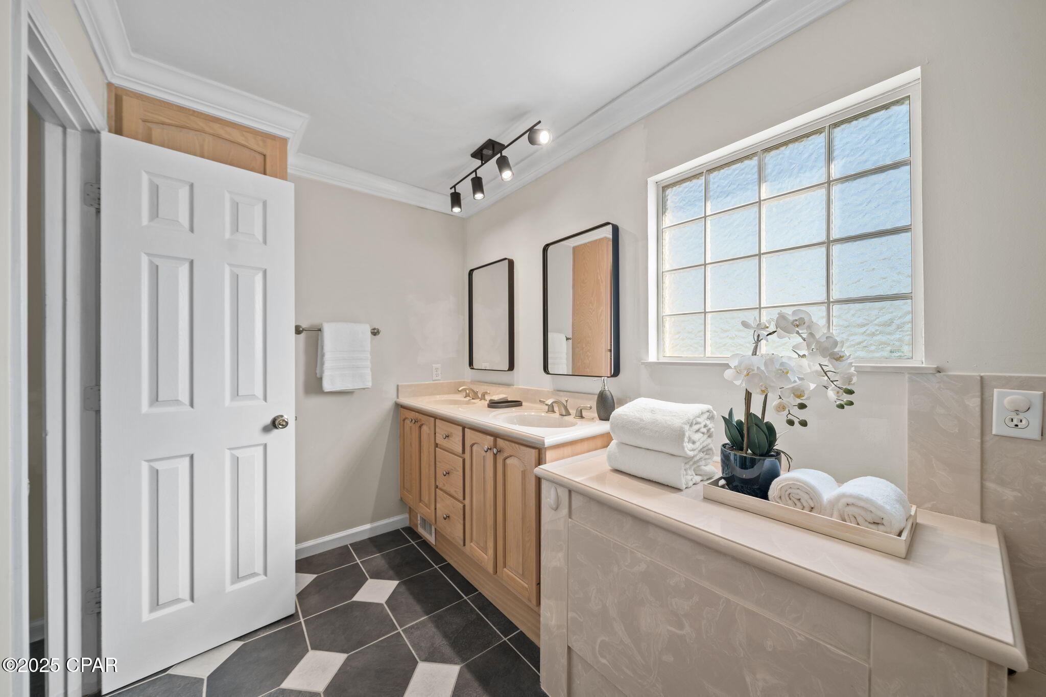 4731 Baywood Drive, Lynn Haven, Florida image 31