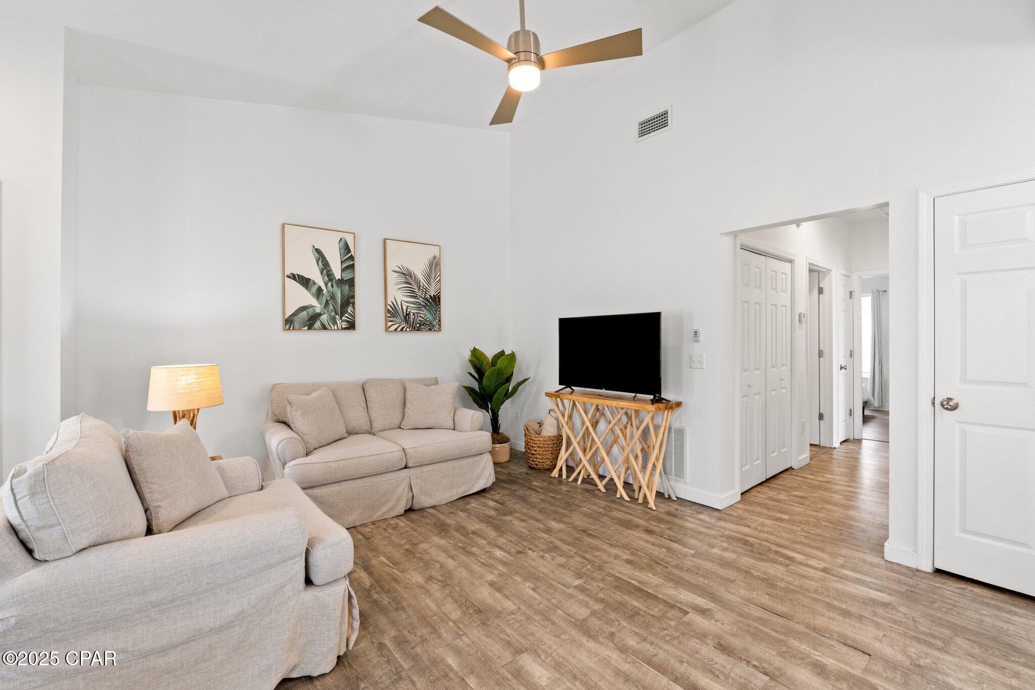 Image 29 For 6319-6321 Poinciana Drive