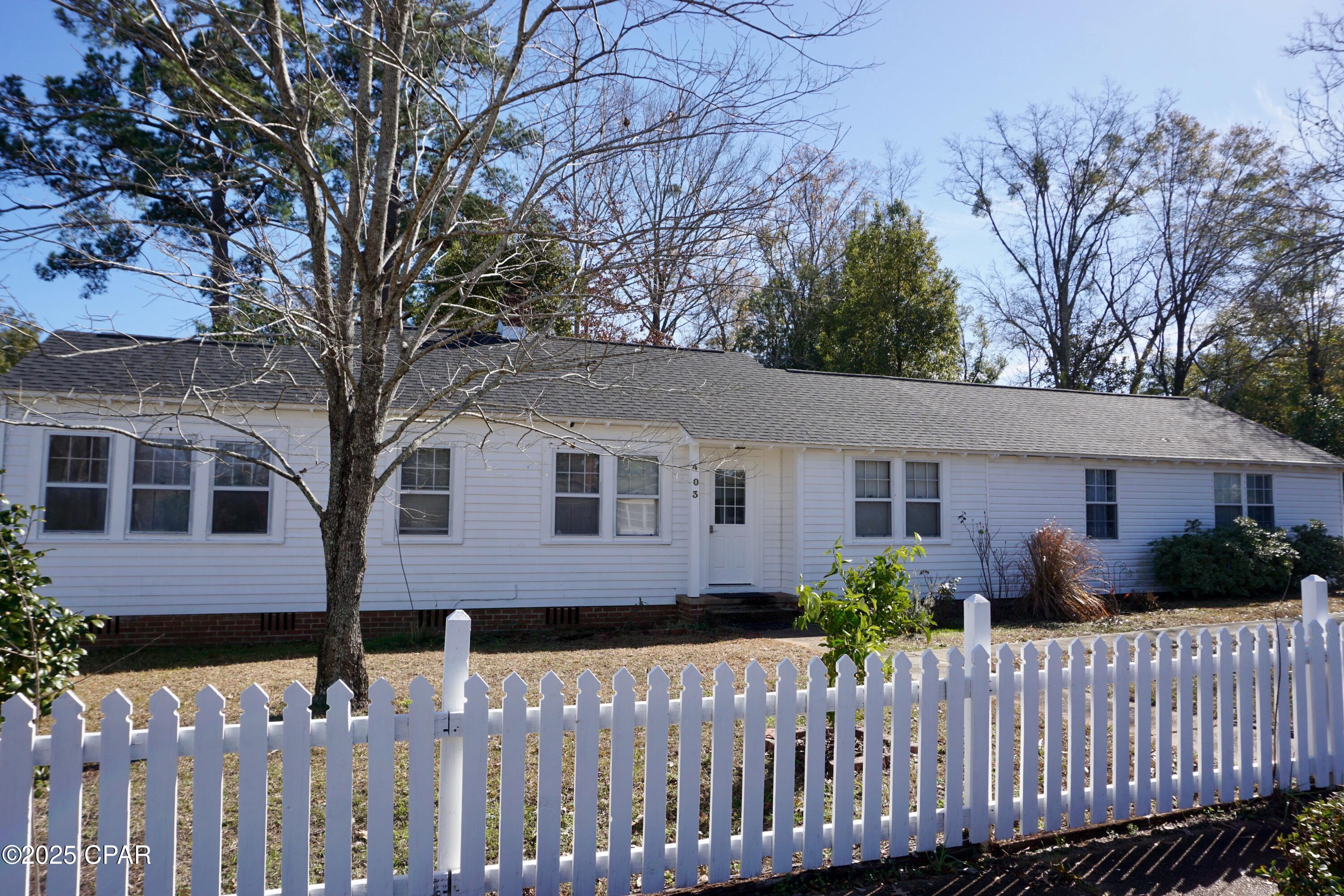 403 Morgan Avenue, Chattahoochee, Florida image 2