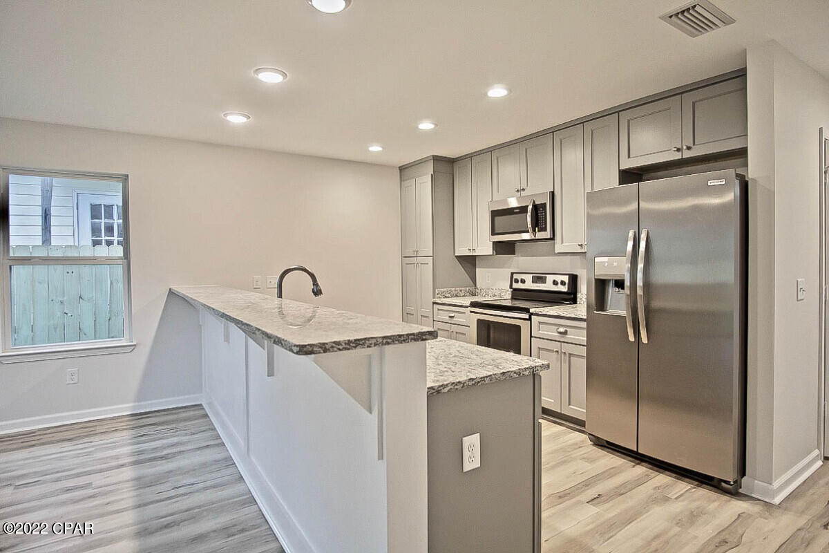 Image 4 For 2111 Bent Oak Court