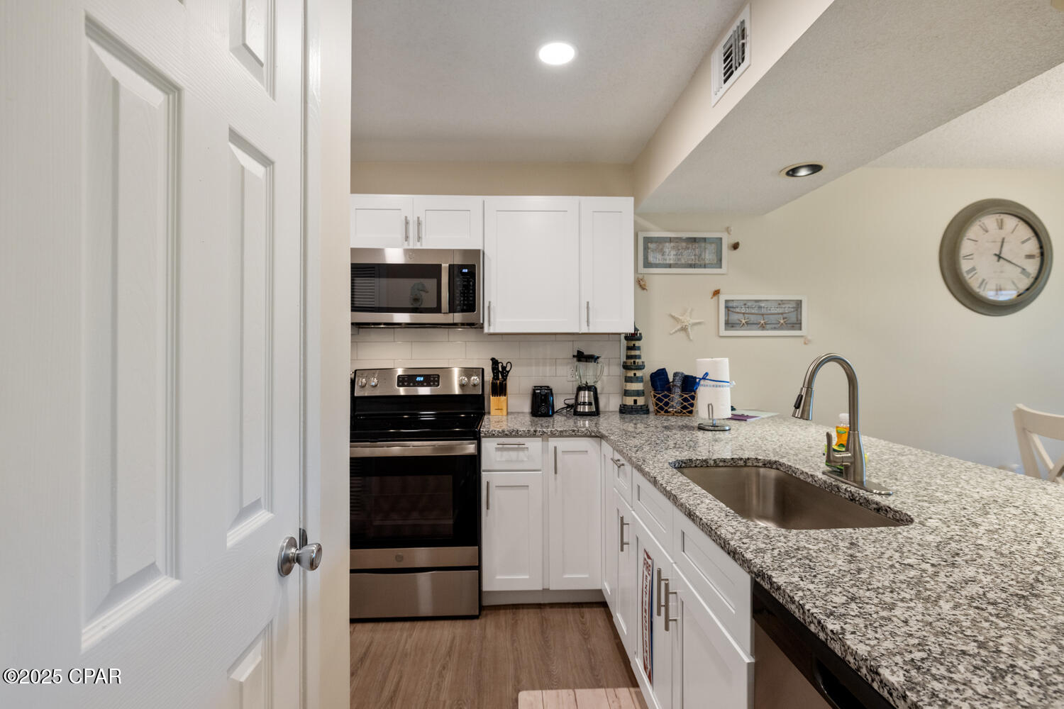 Image 11 For 520 Richard Jackson Blvd.  3205
