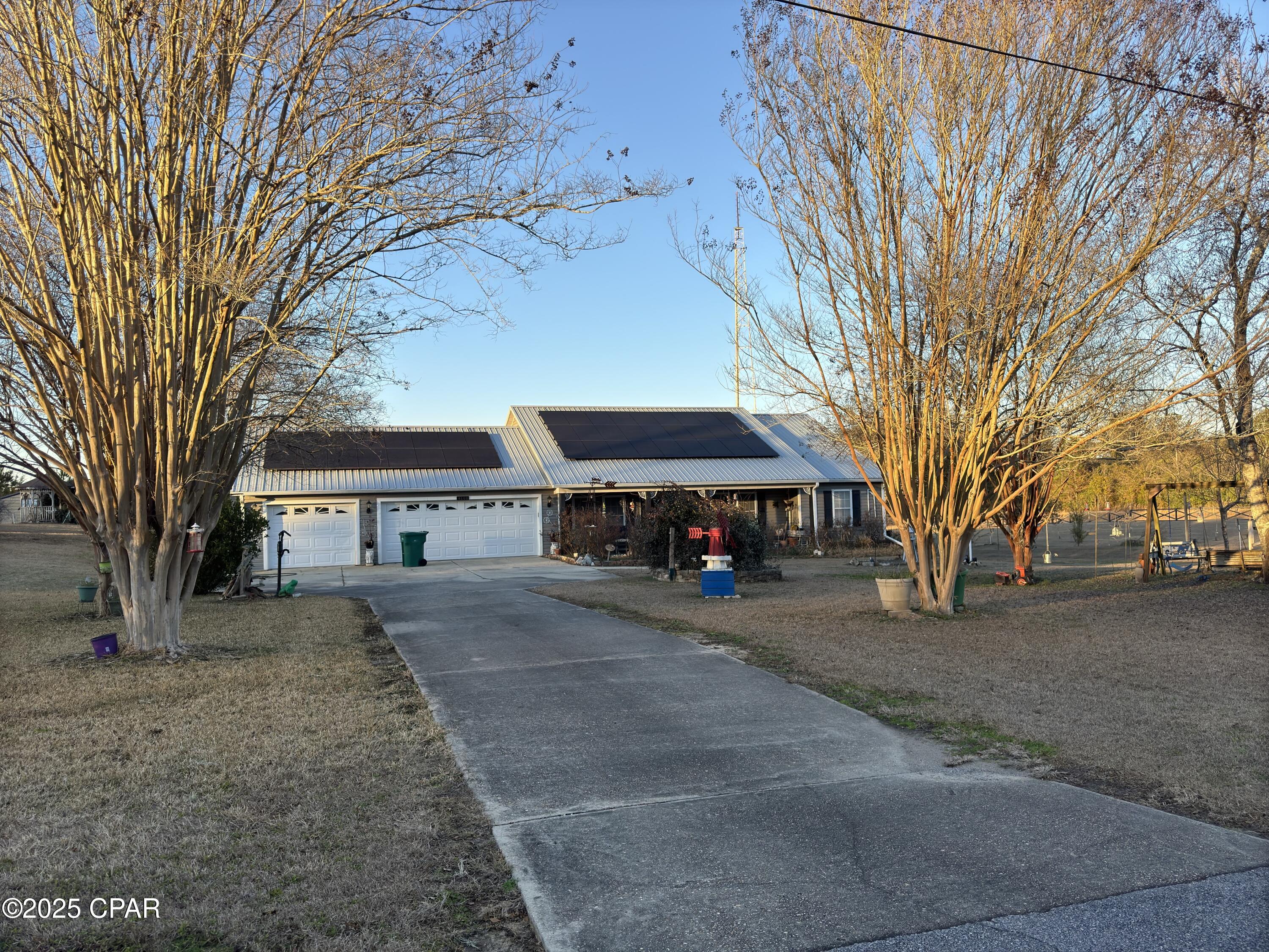 4800 Scenic View Drive, Marianna, Florida image 1