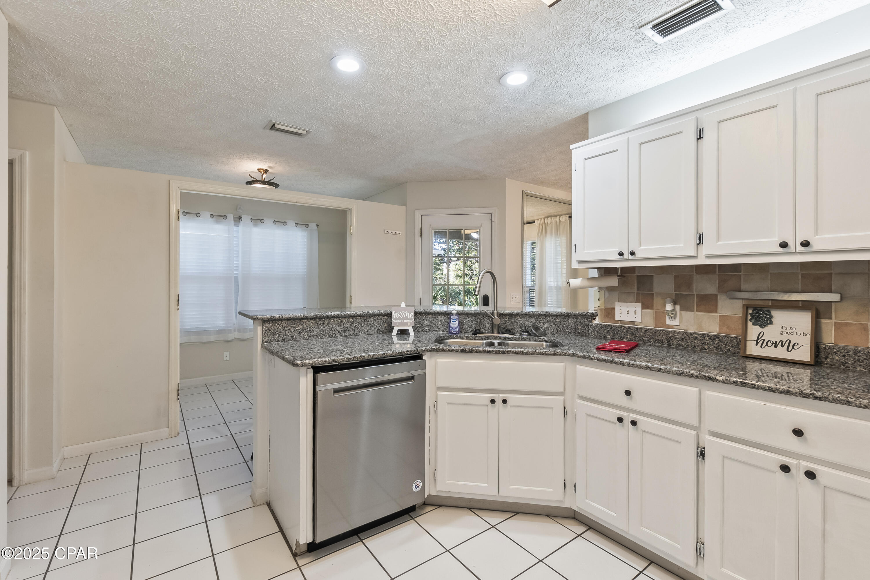 Image 4 For 4624 Delwood Park Boulevard