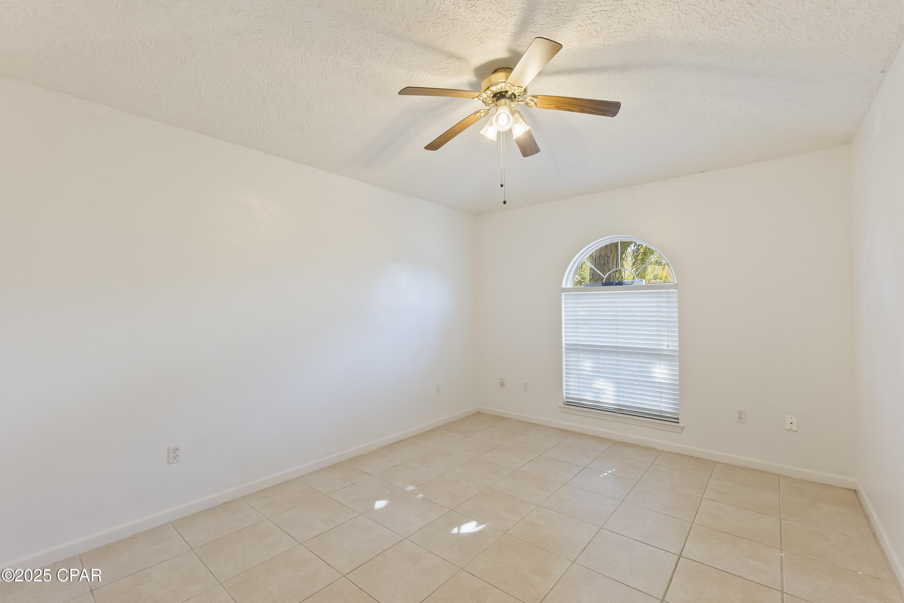 Image 8 For 4624 Delwood Park Boulevard