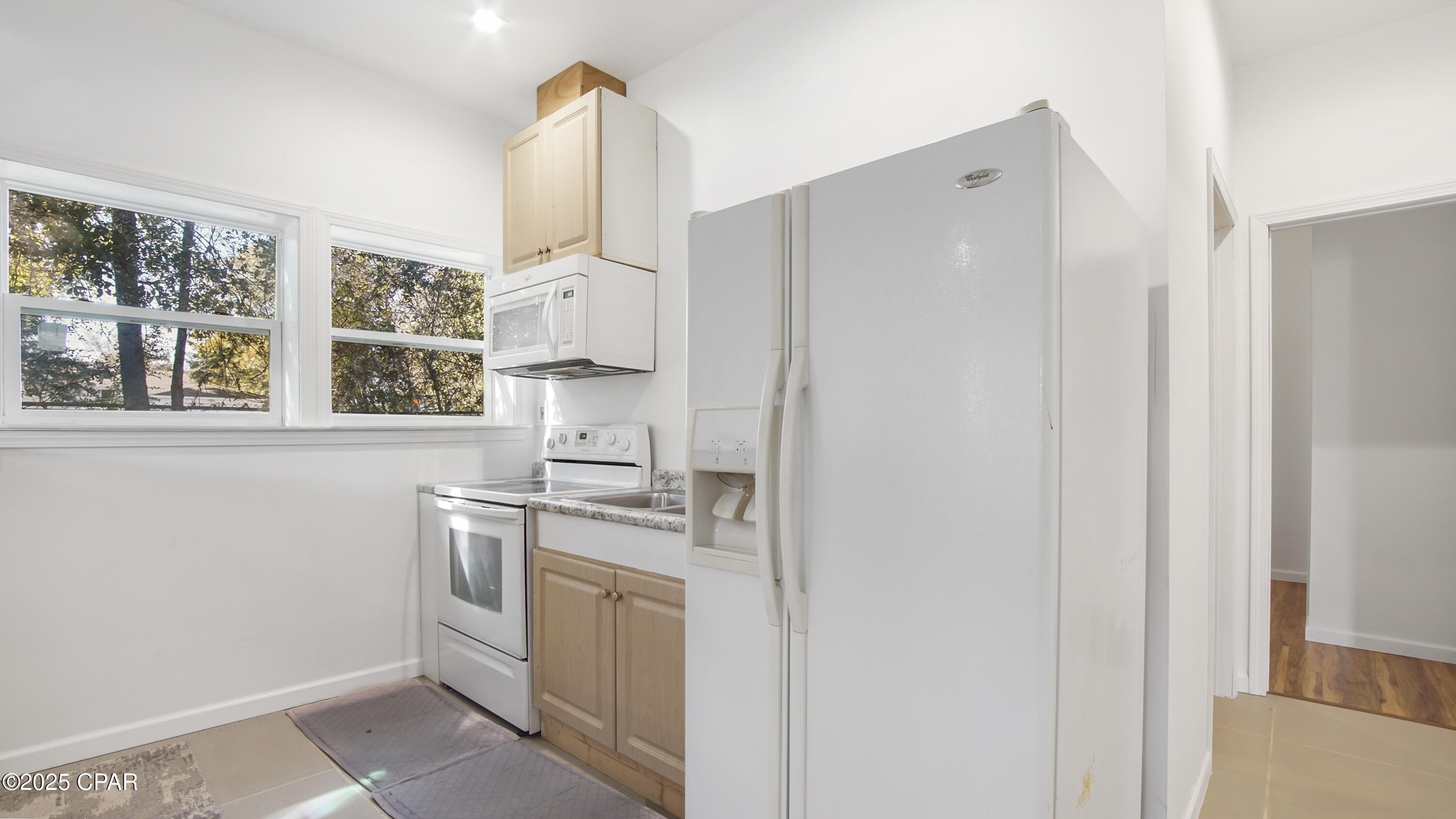 Image 3 For 1003 8th Street