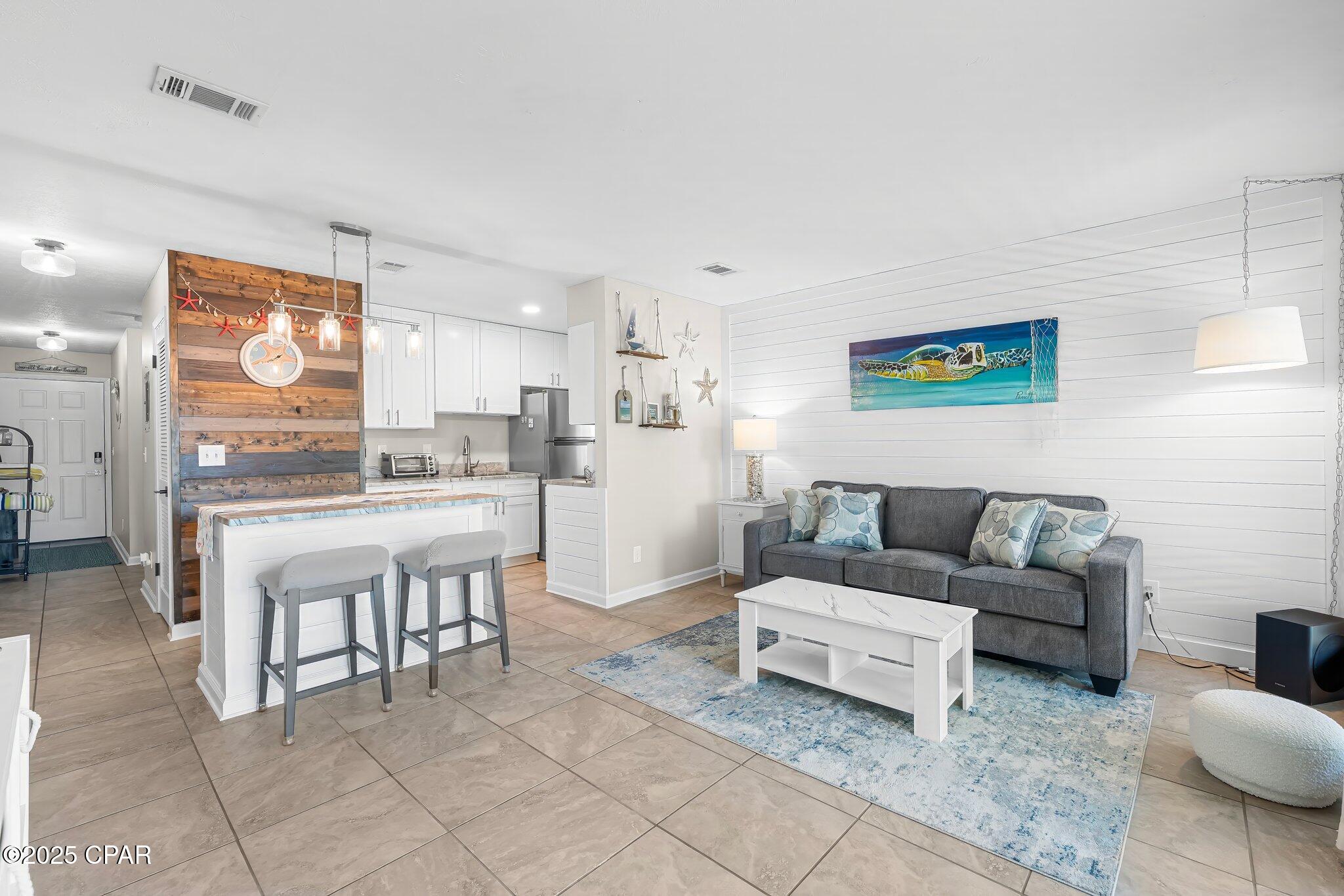 Image 1 For 6205 Thomas Drive 8d