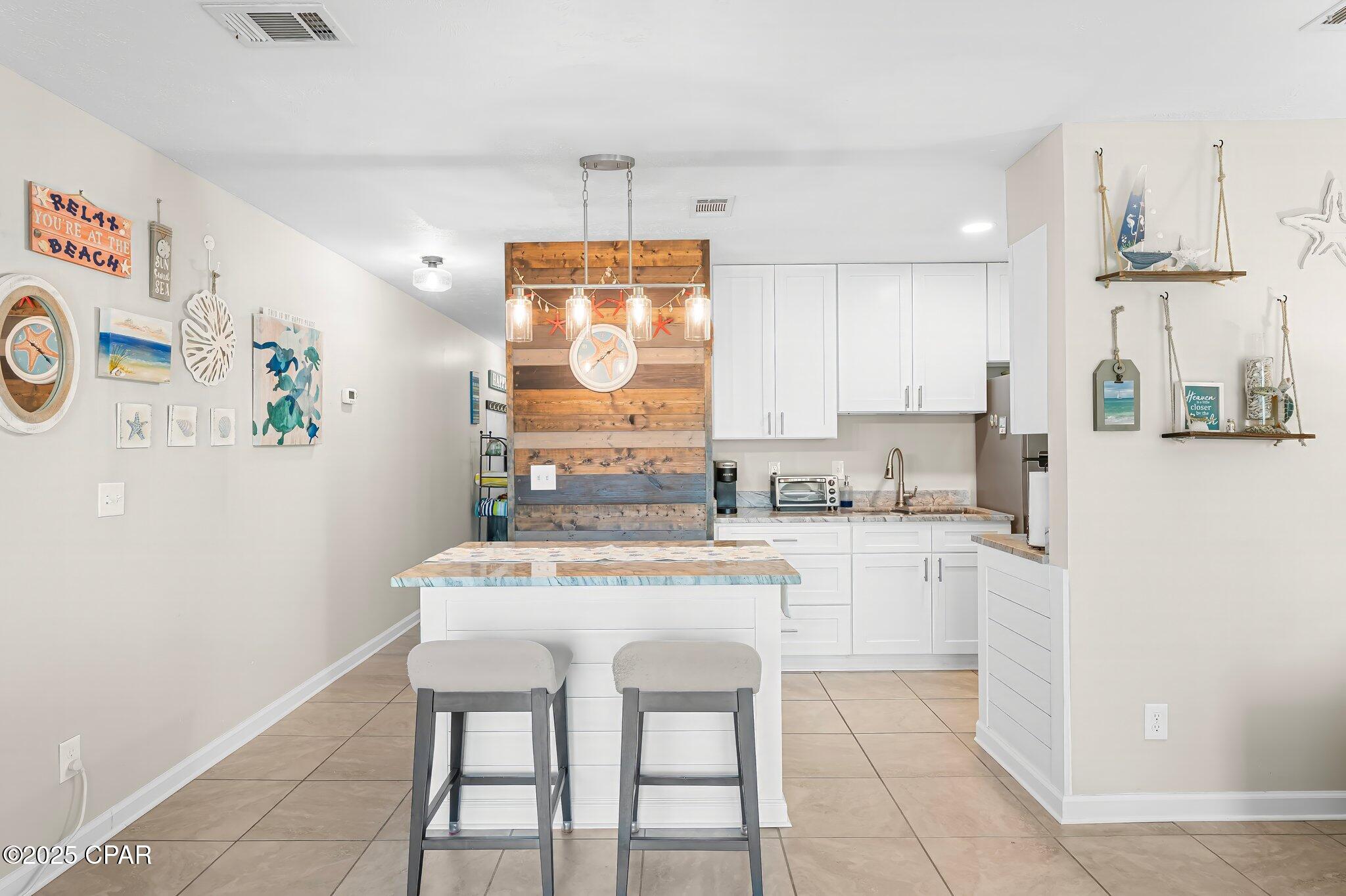 Image 15 For 6205 Thomas Drive 8d