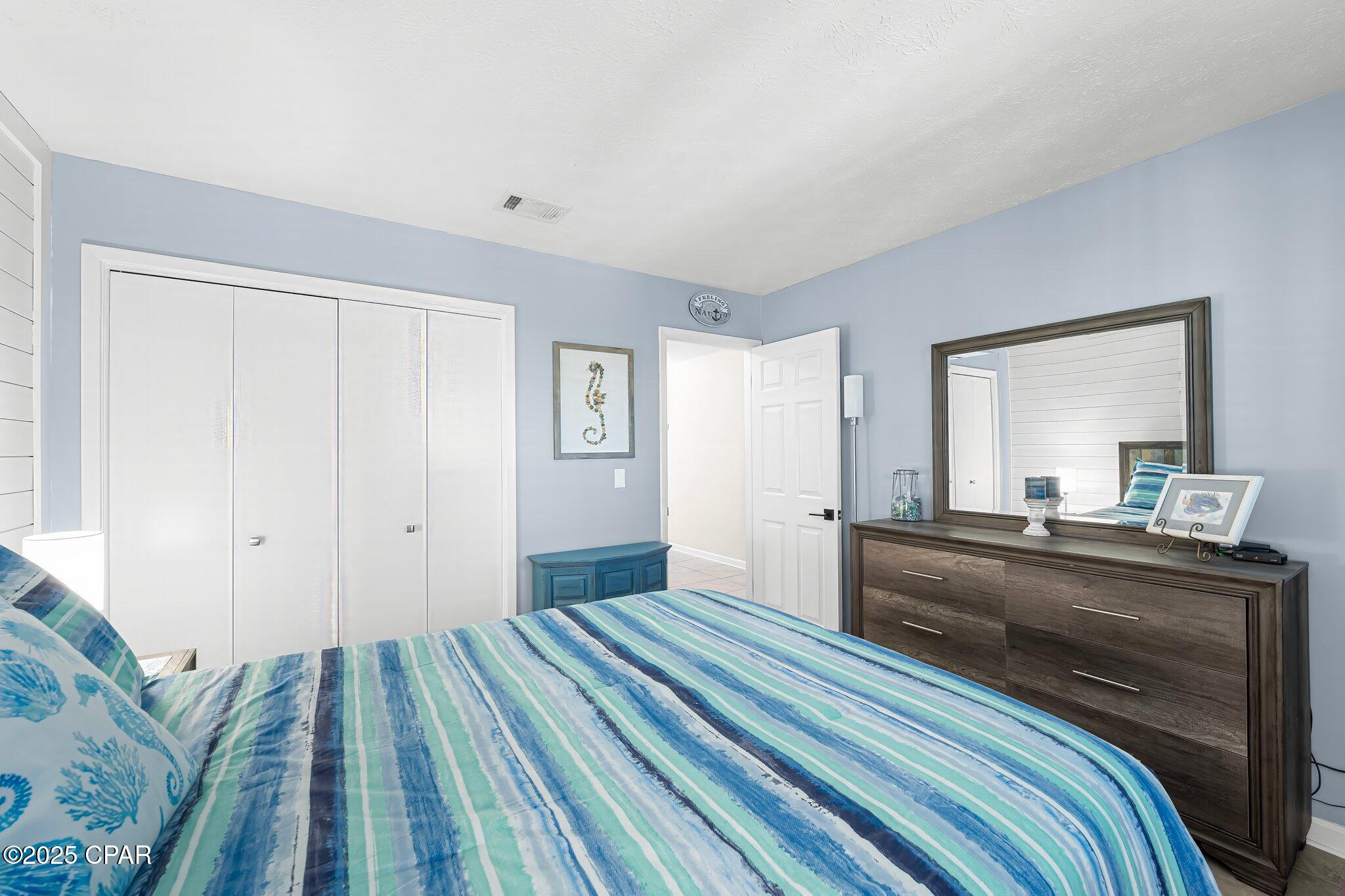 Image 7 For 6205 Thomas Drive 8d